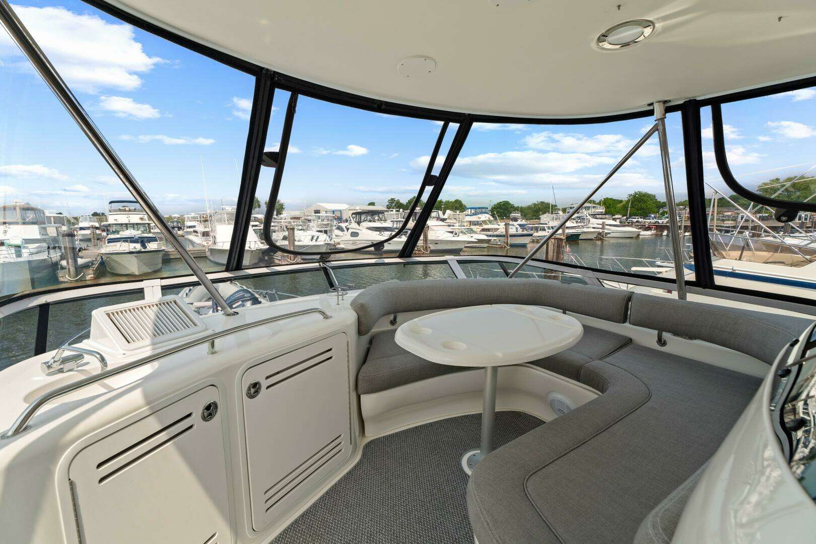 2003 Sea Ray 480 Sedan Bridge - Image 36