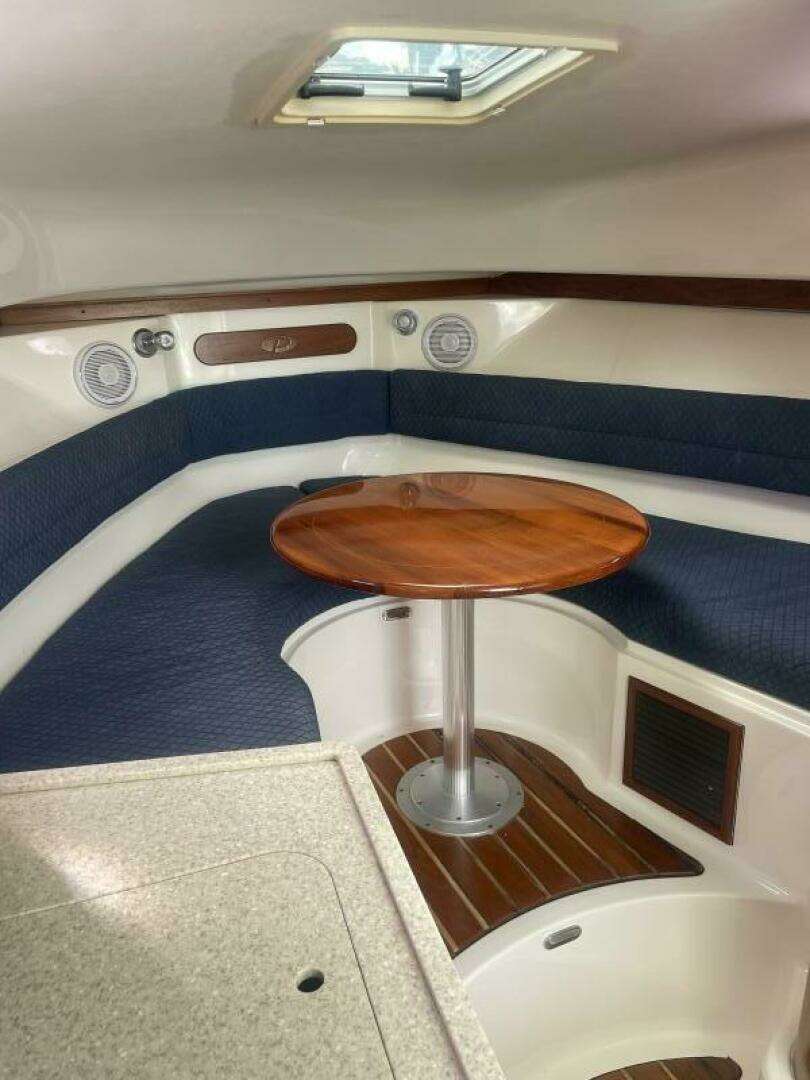 2014 Pursuit OS 315 - Image 32