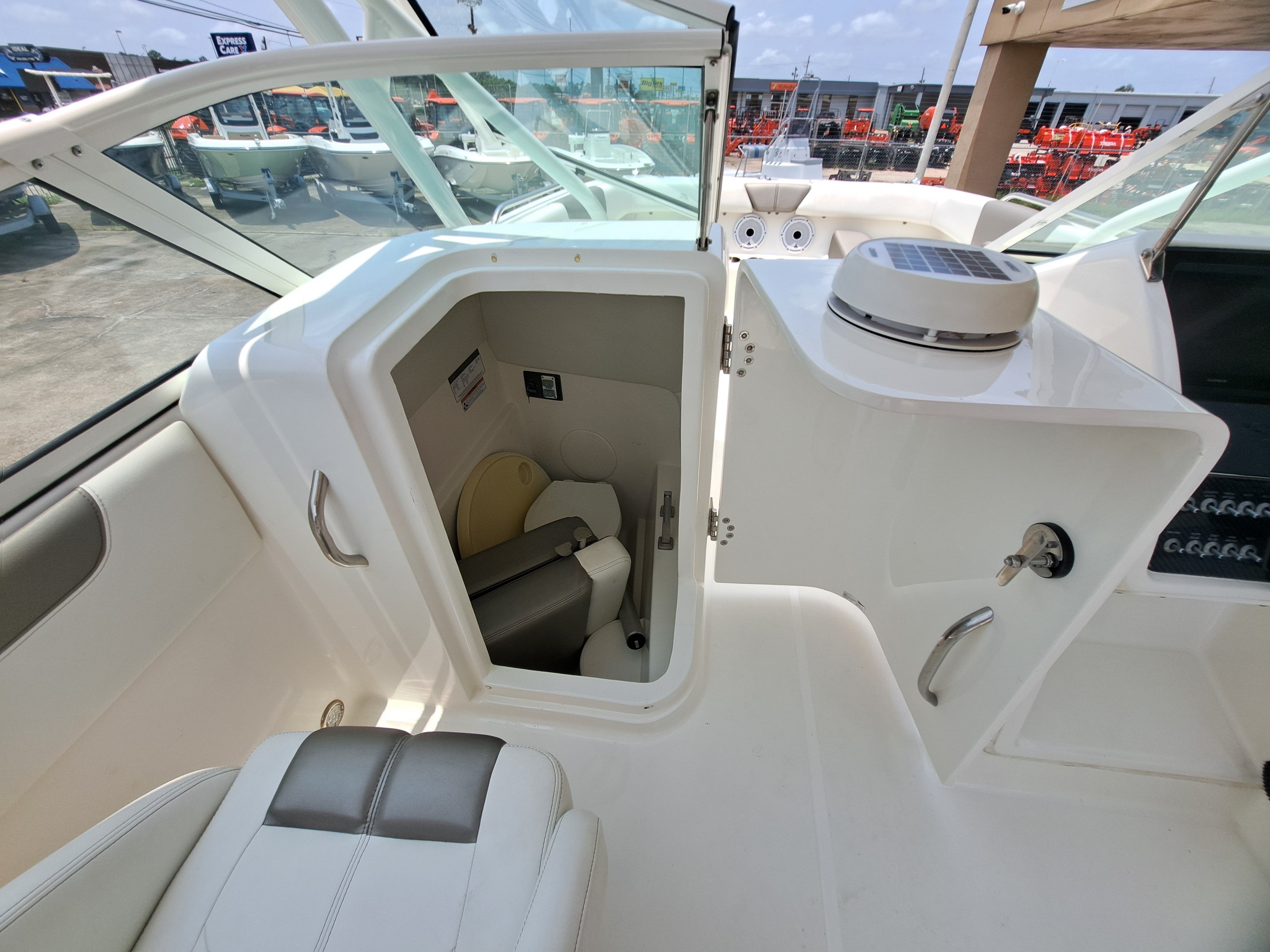 2023 World Cat 230 SD - 20