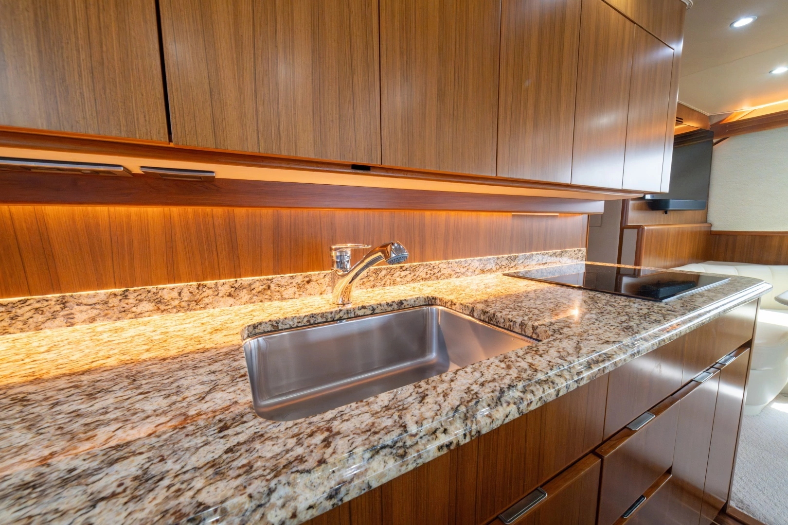 2012 Viking 60 Convertible - Image 36