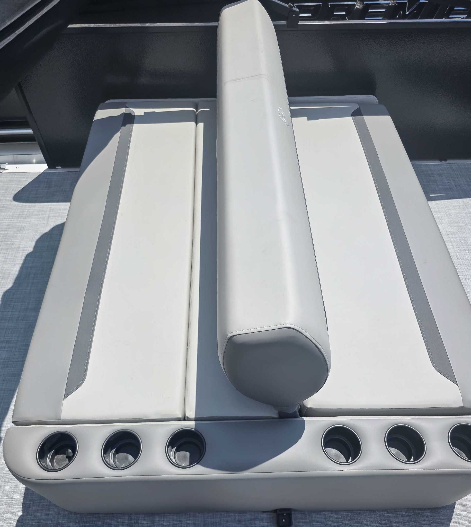 2025 Premier 220 SUNSCAPE RL - 18
