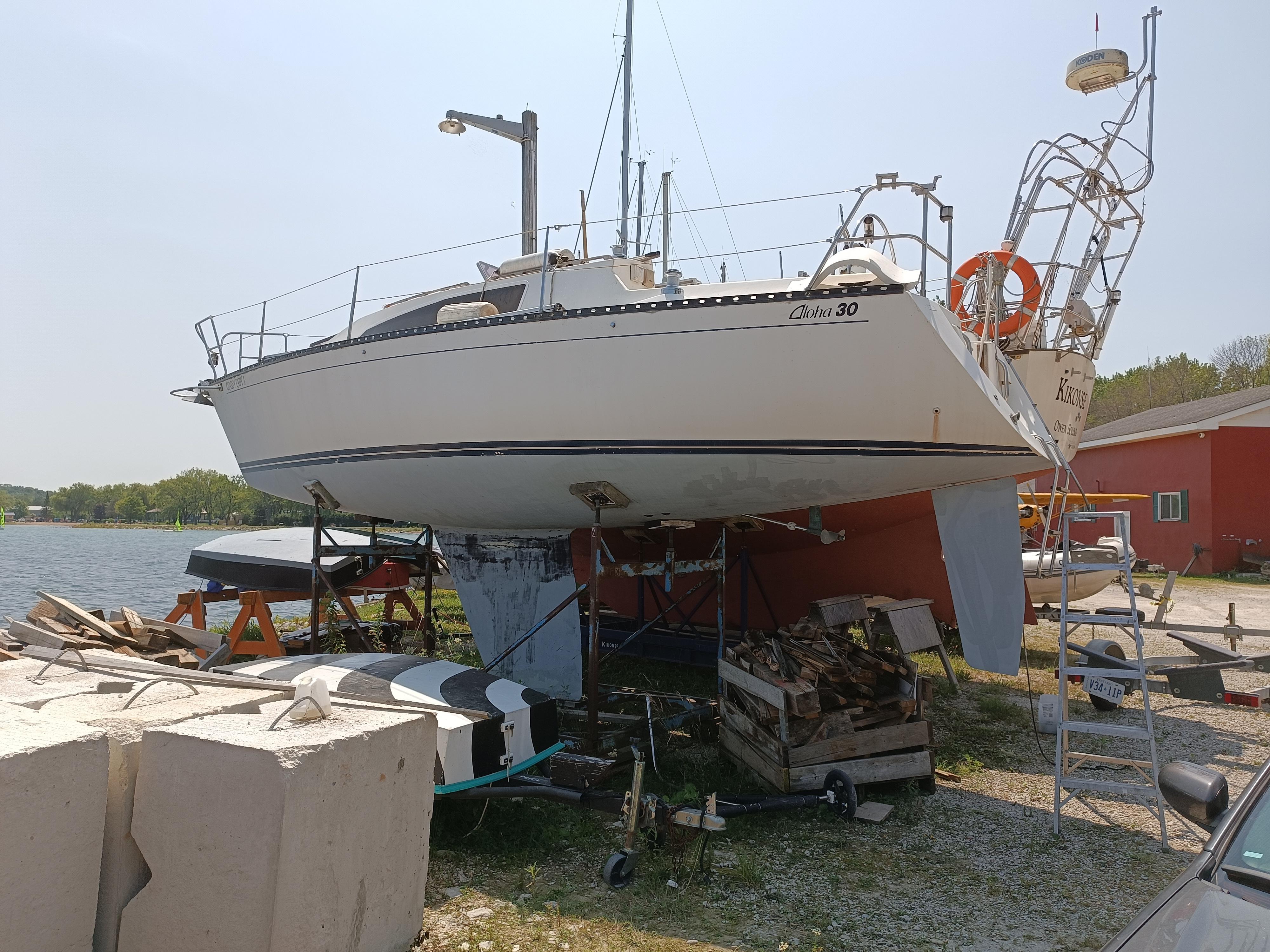 1988 Aloha 30