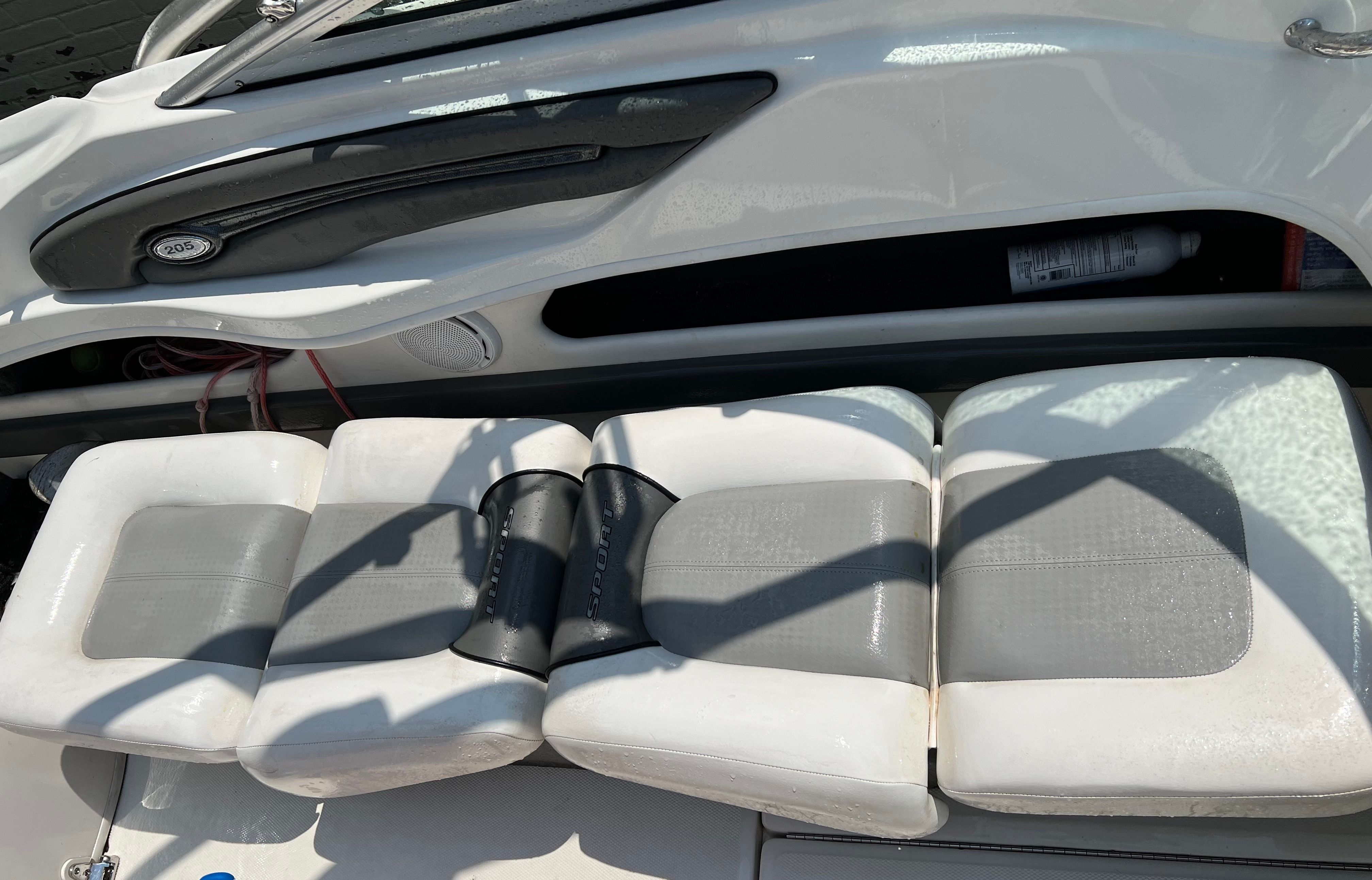 2011 Sea Ray 205 Sport - 10