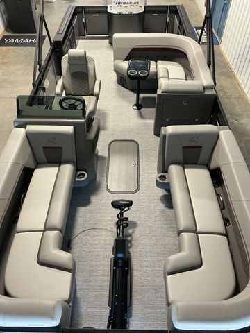 2026 Qwest Pontoons L CLASS 24 FAMILY FISH - 13