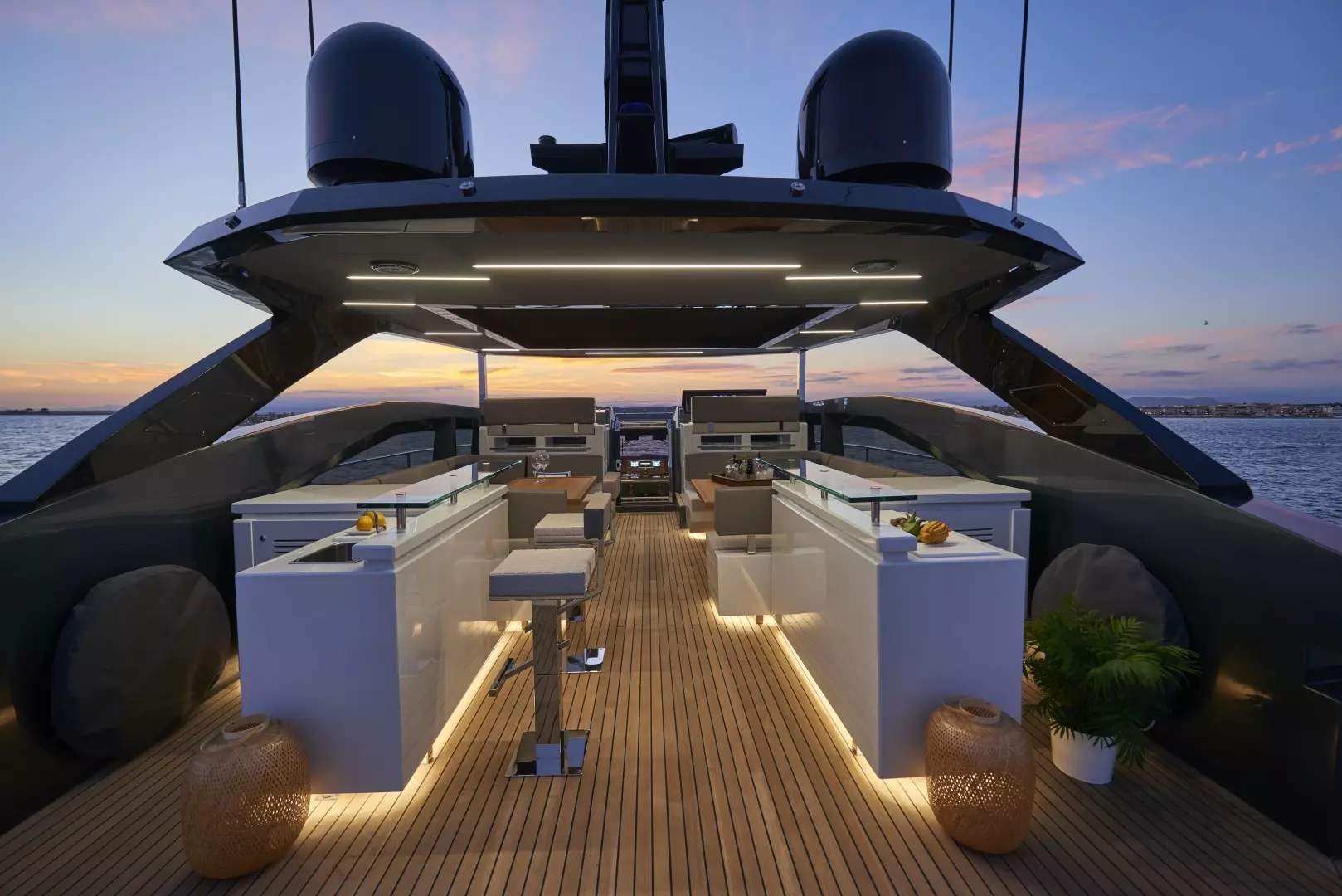 2022 Astondoa 100 Century - Image 13