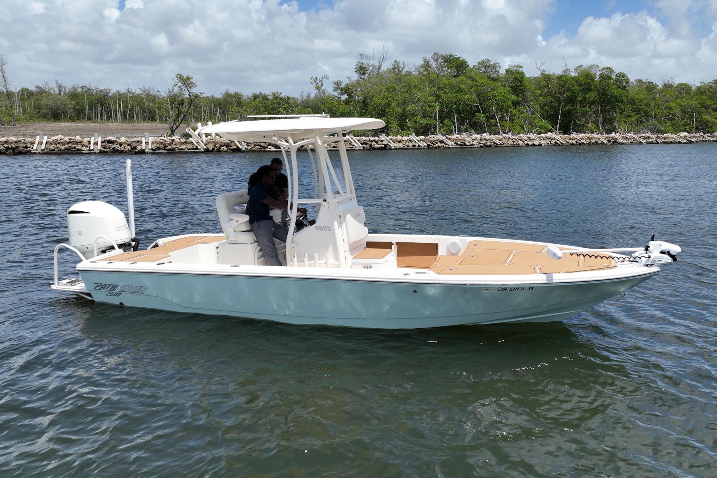 2017 Pathfinder 2500 Hybrid
