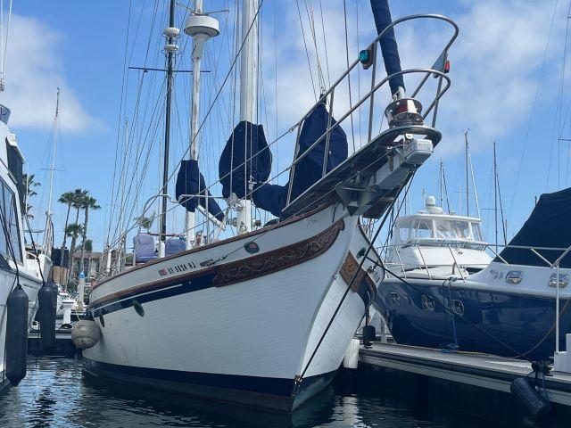 1983 Bluewater Vagabond 47