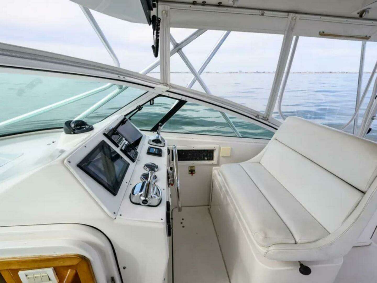 1998 Bertram 36 Moppie - Image 4