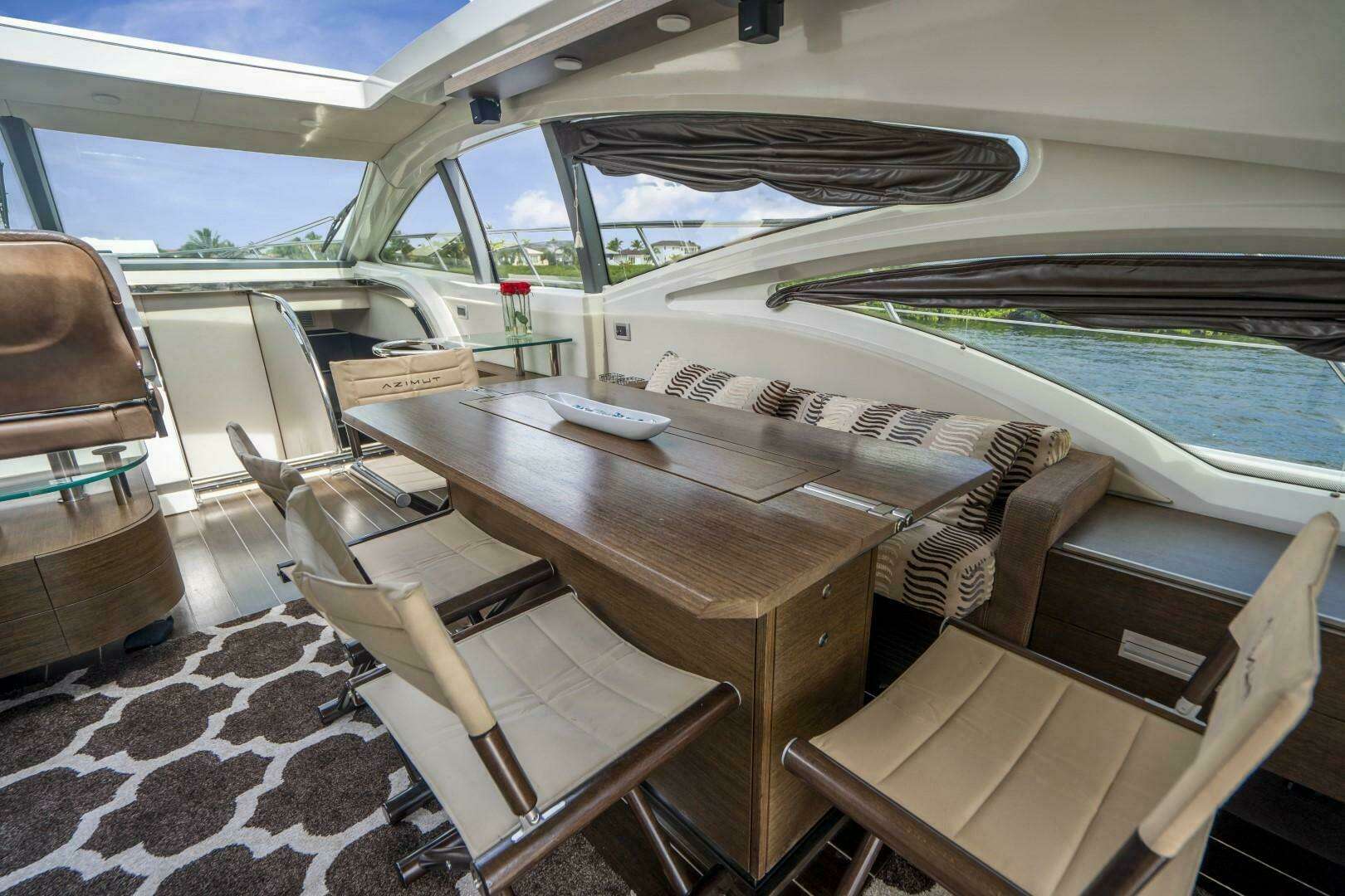 2007 Azimut 68S - Image 21