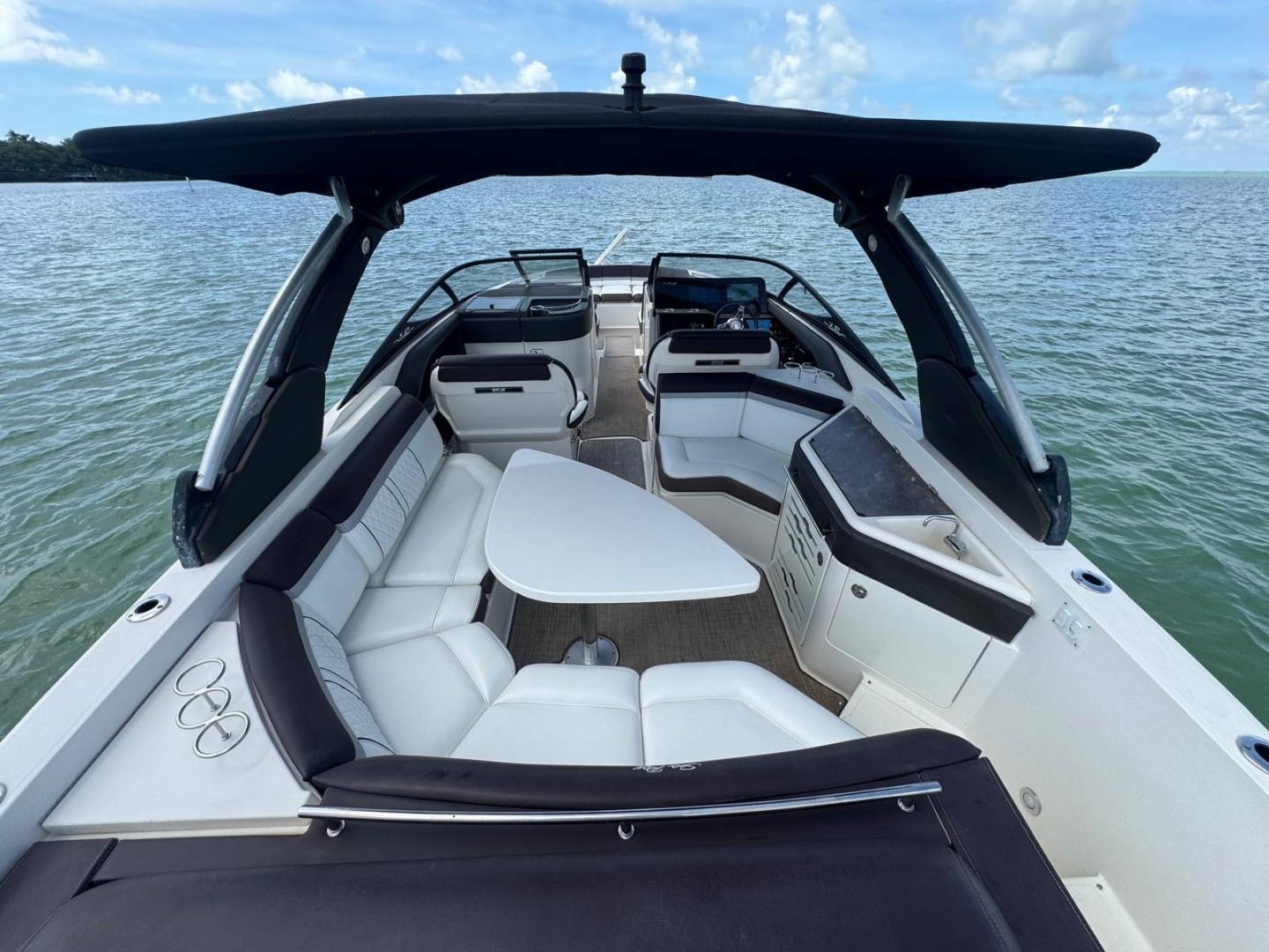 2017 Sea Ray — - Image 4