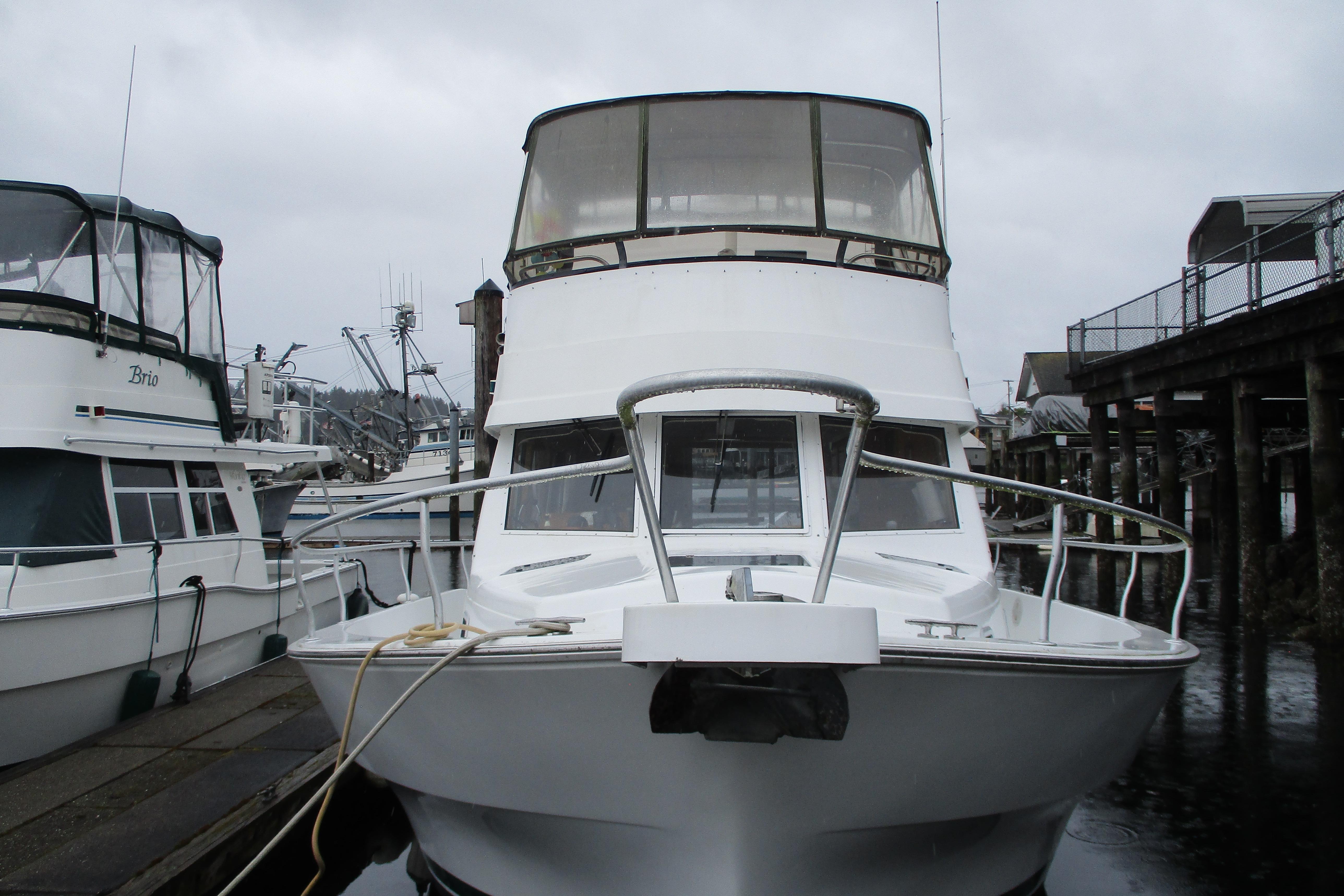1997 Mainship 390 Trawler