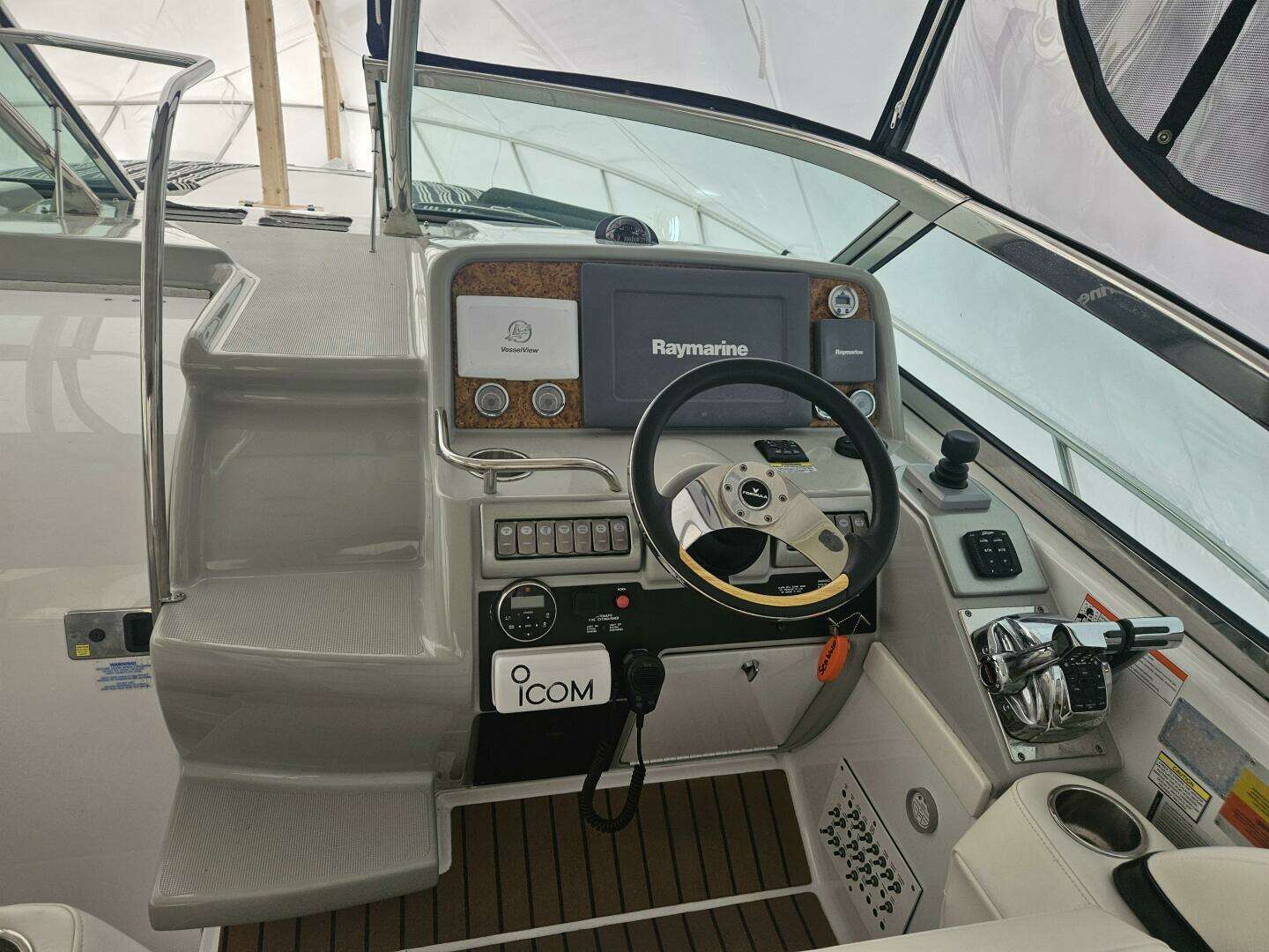 2010 Formula 34 PC - Image 57
