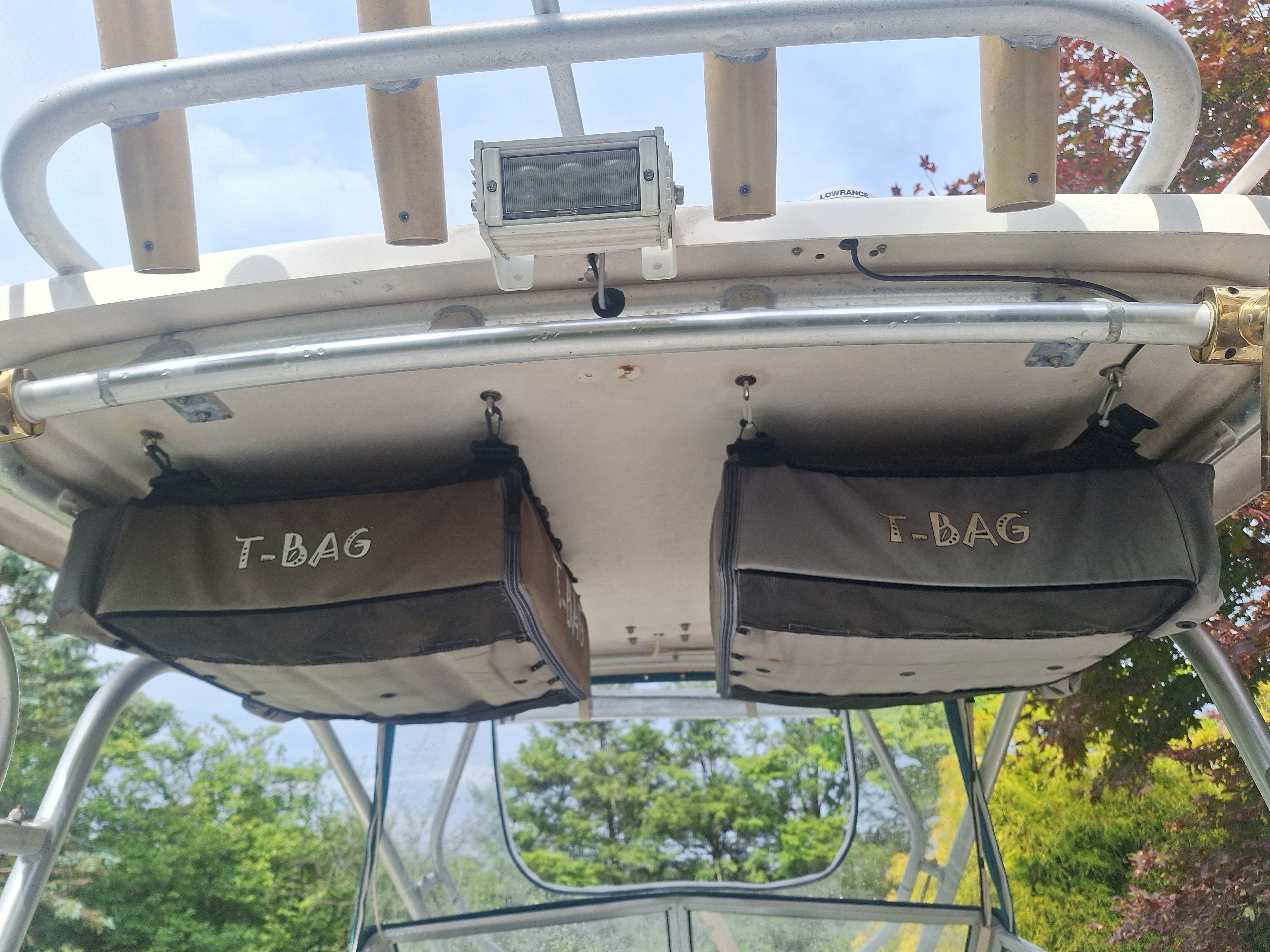 1998 Wellcraft 240 Coastal - 13