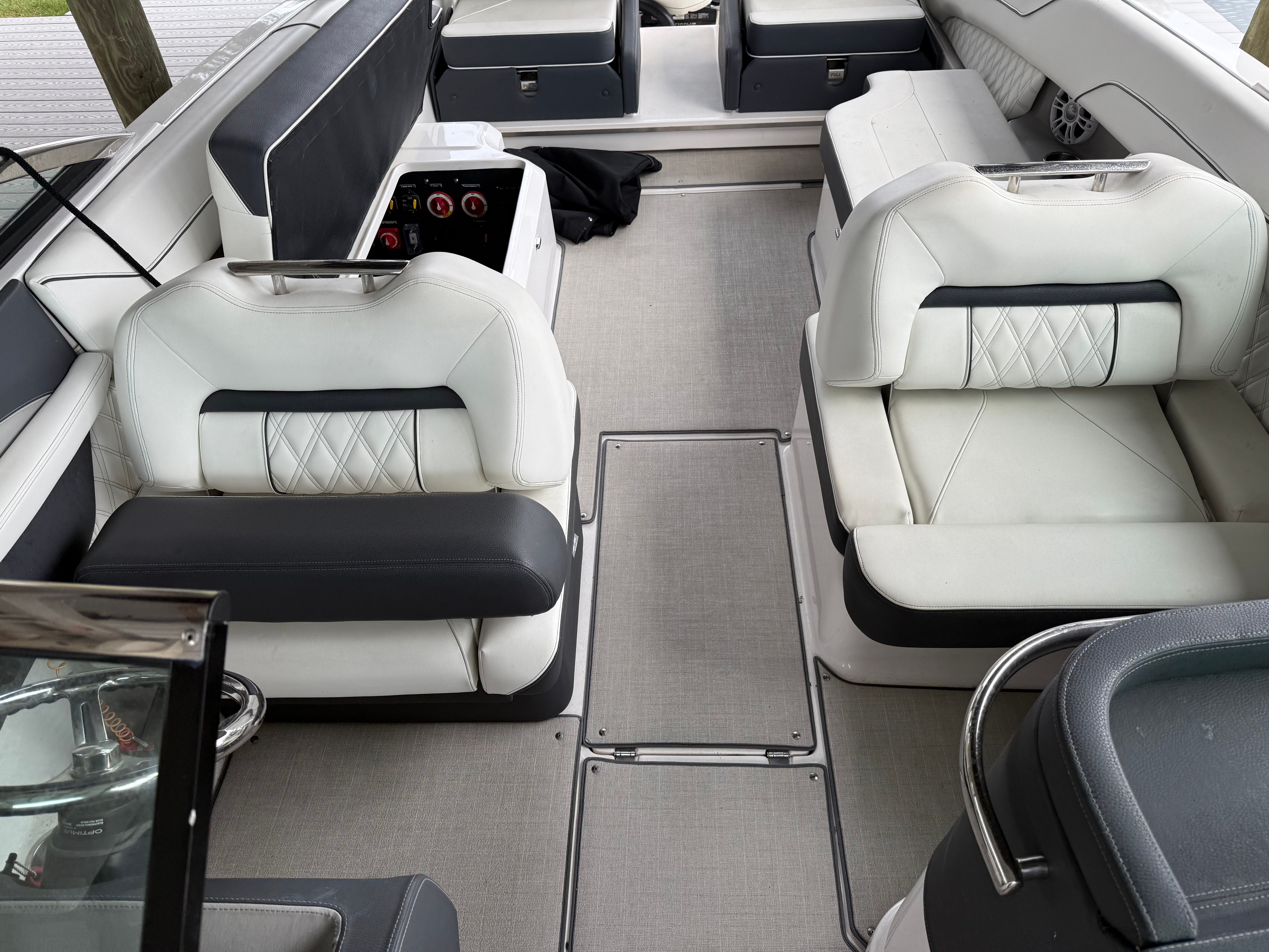 2023 Regal LX6 - 10