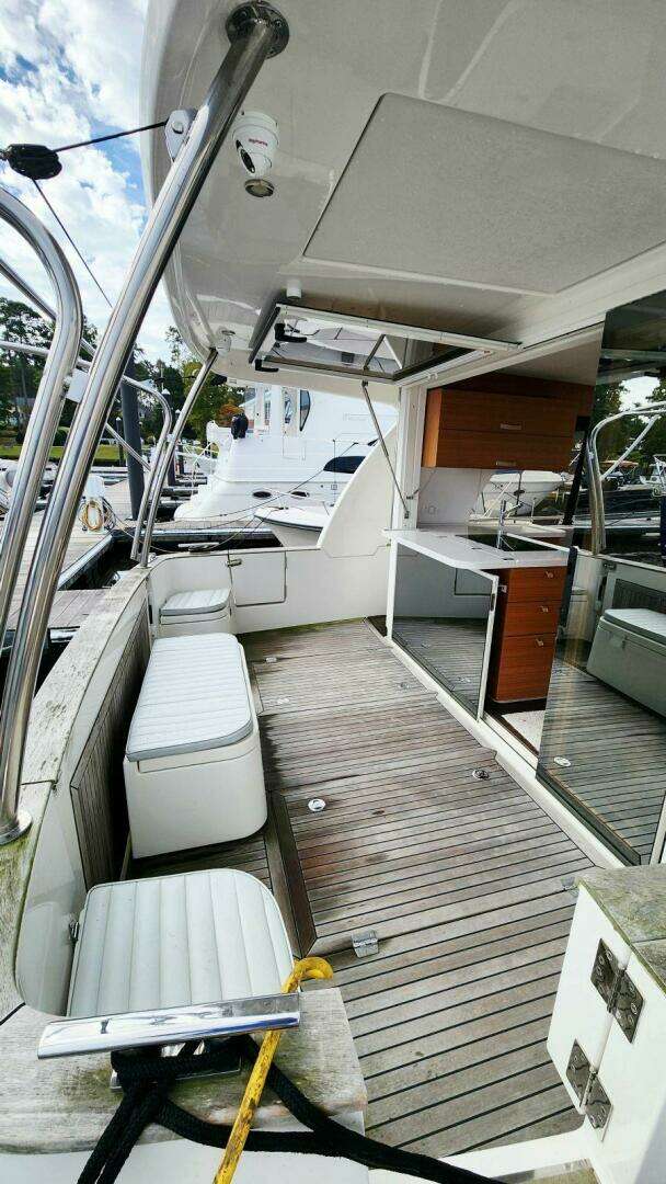 2022 Greenline 40 Hybrid - Image 14