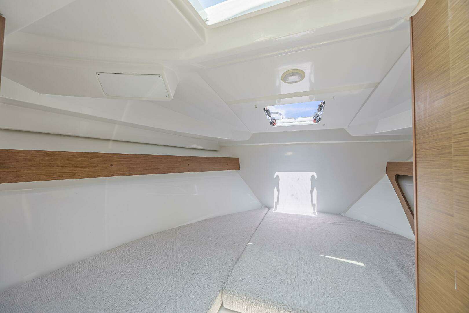 2022 Jeanneau NC 795 Series 2 - Image 20