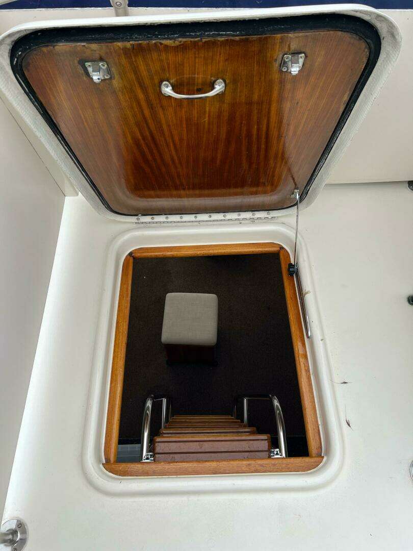 1984 Hatteras 61 CPMY - Image 36