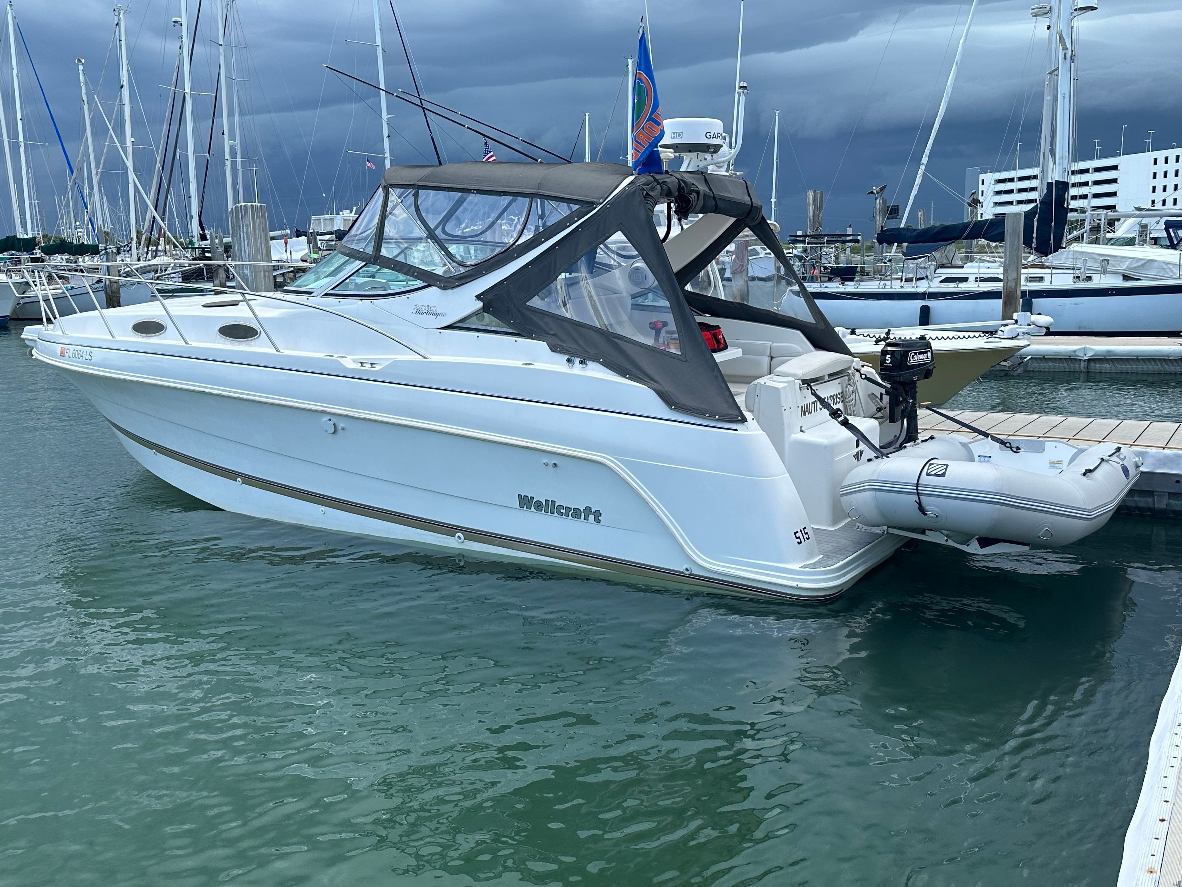 1999 Wellcraft 3000 Matrinique