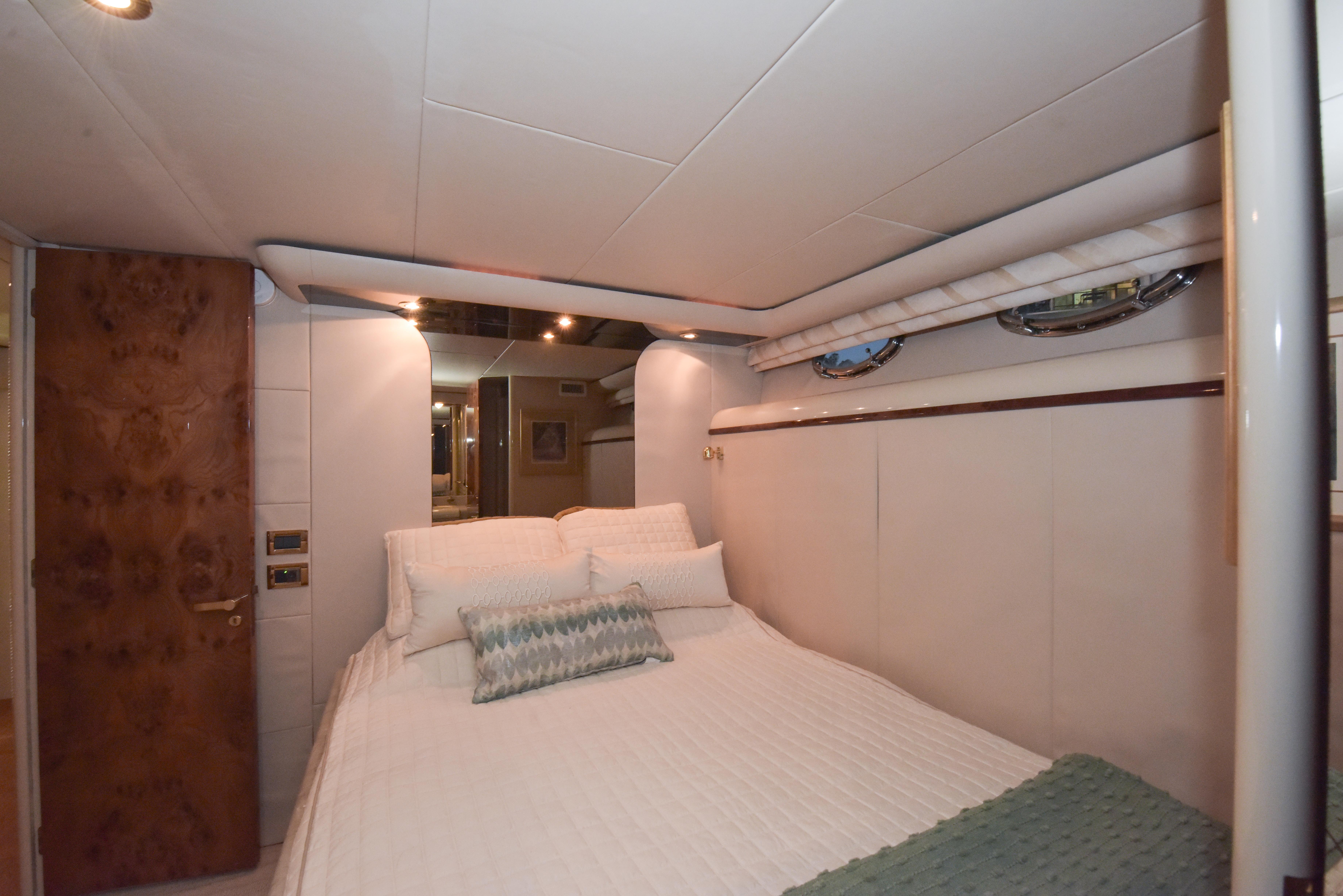 1994 Lazzara 76 Lazzara motor yacht - 98
