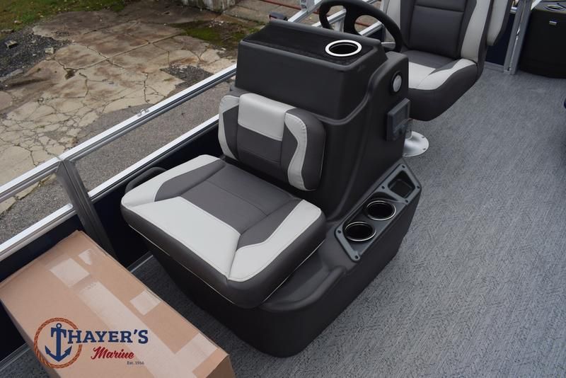2026 Sun Tracker 18 Bass Buggy - 21
