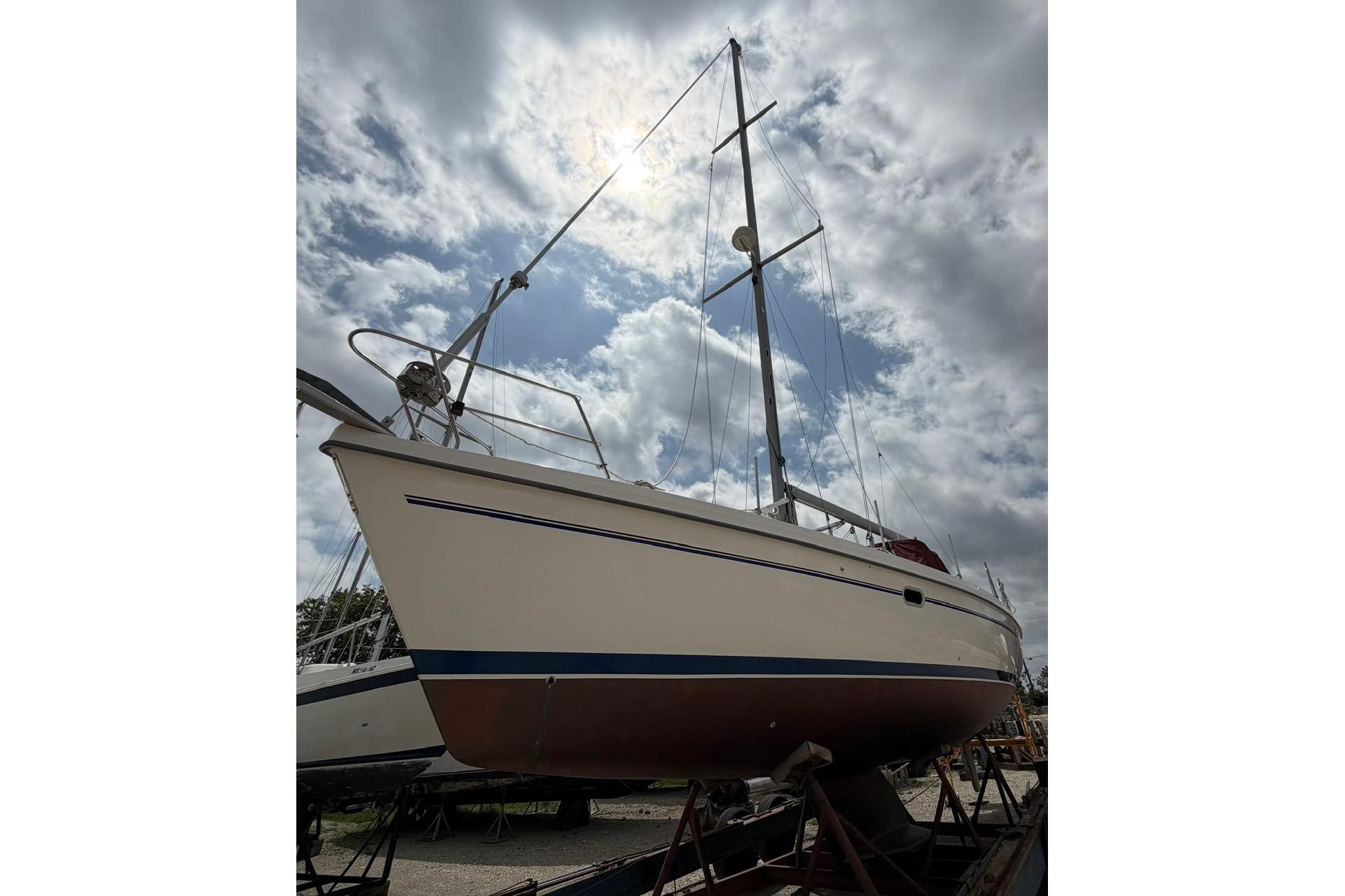 2001 Catalina 380