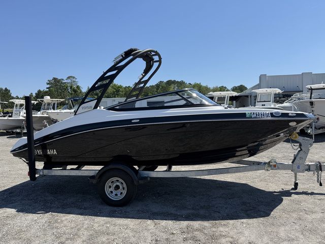 2024 Yamaha Boats 195S