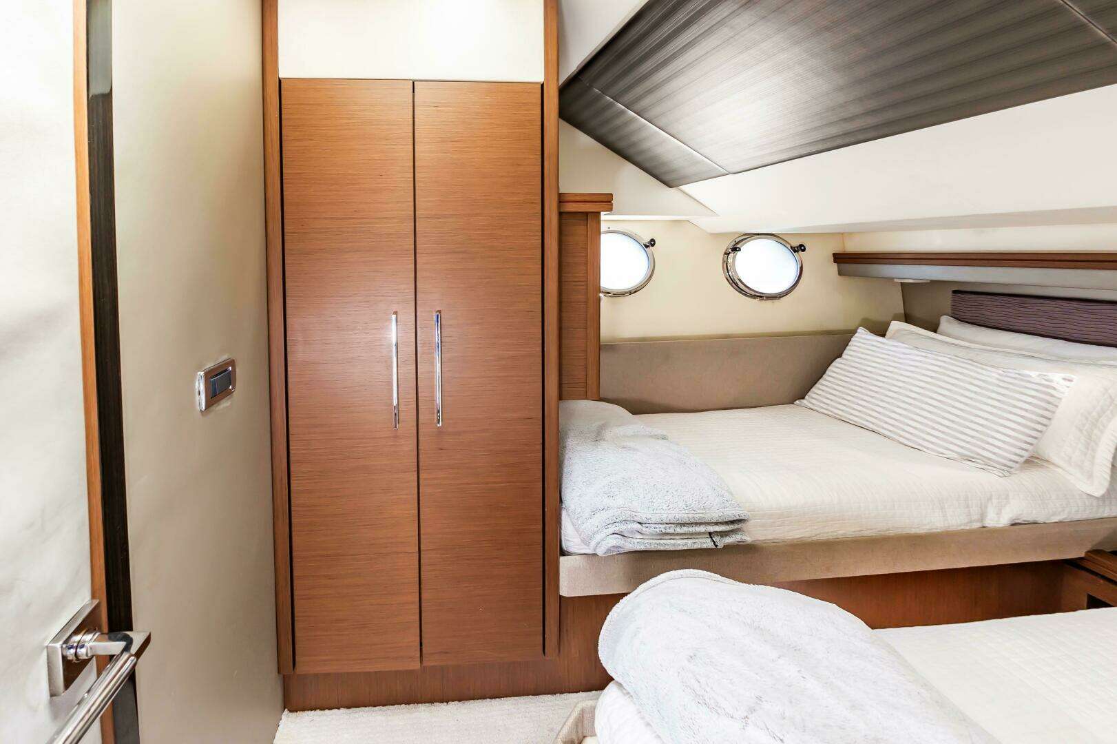 2013 Marquis 63 Sport Yacht - Image 63