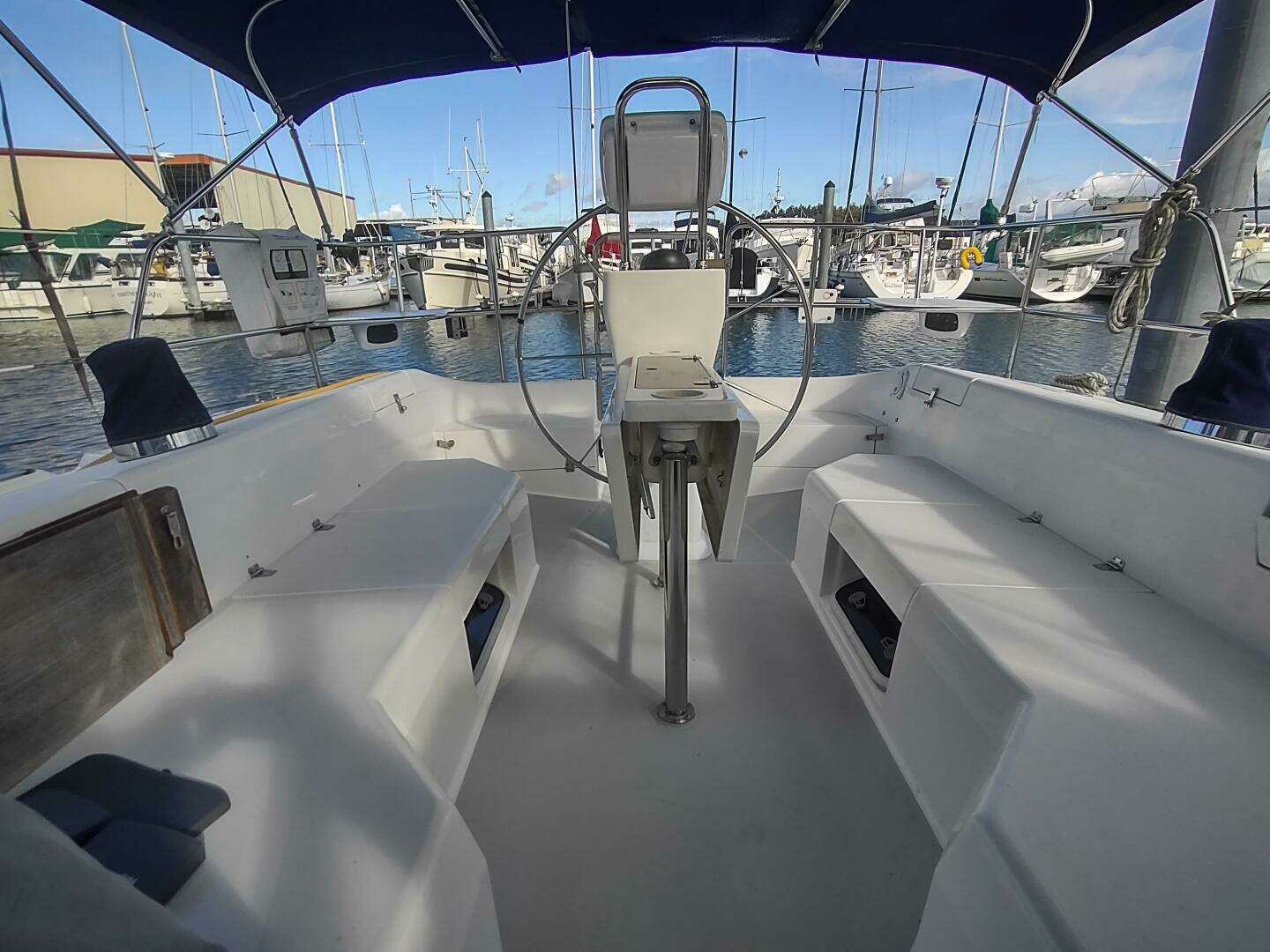 2005 Catalina 42 MKII - Image 23