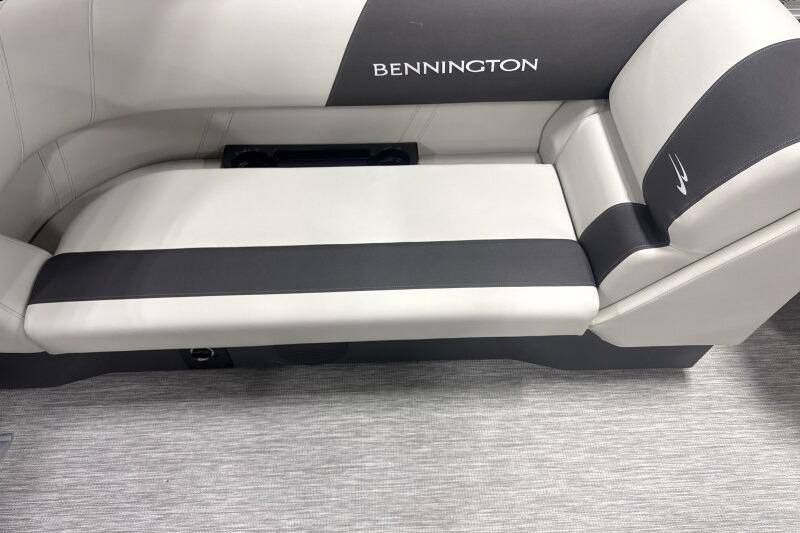 2026 Bennington 22 SSRSF boat seat with gray and white upholstery.
