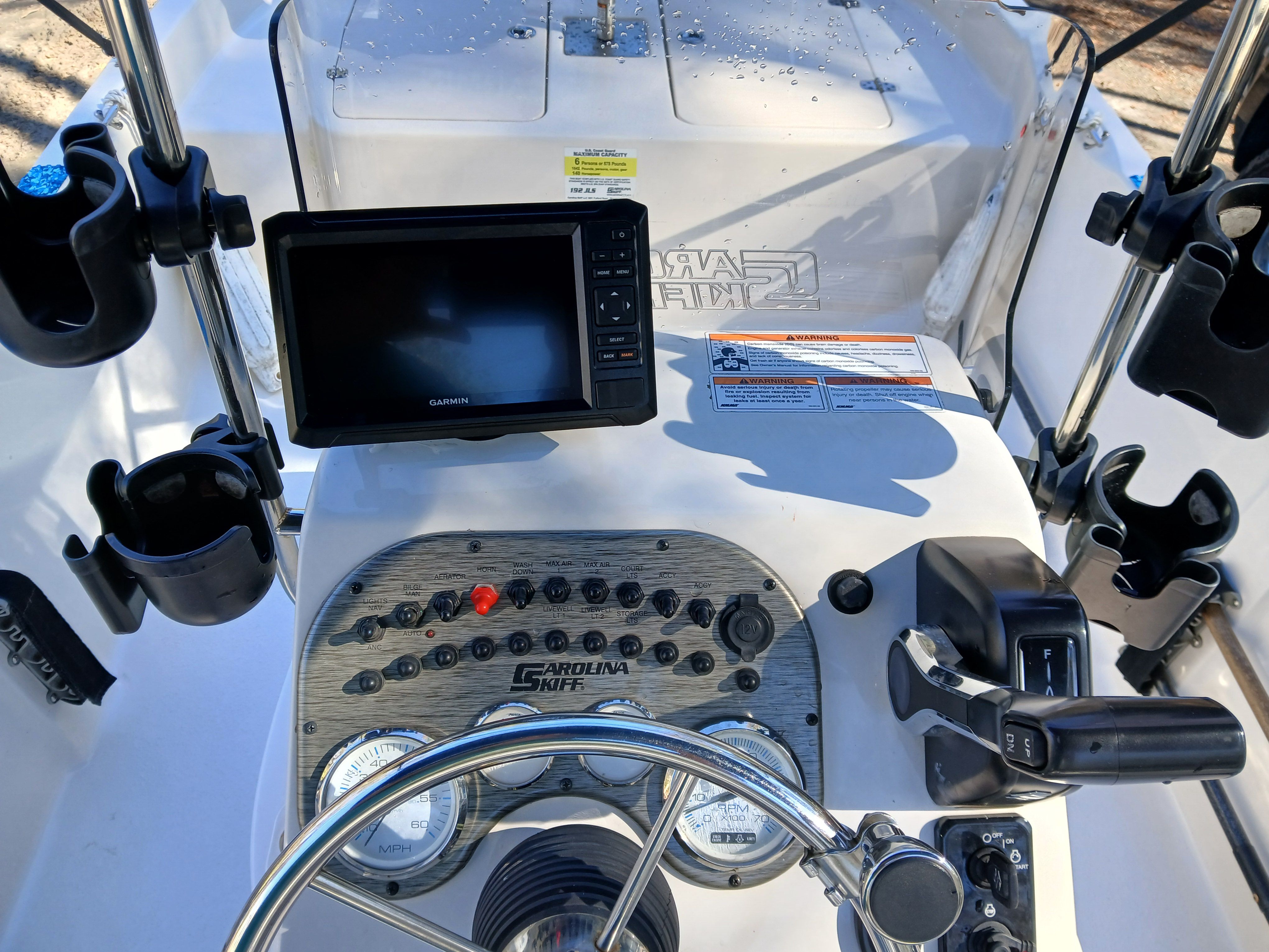 2023 Carolina Skiff 192 JLS console with Garmin display.
