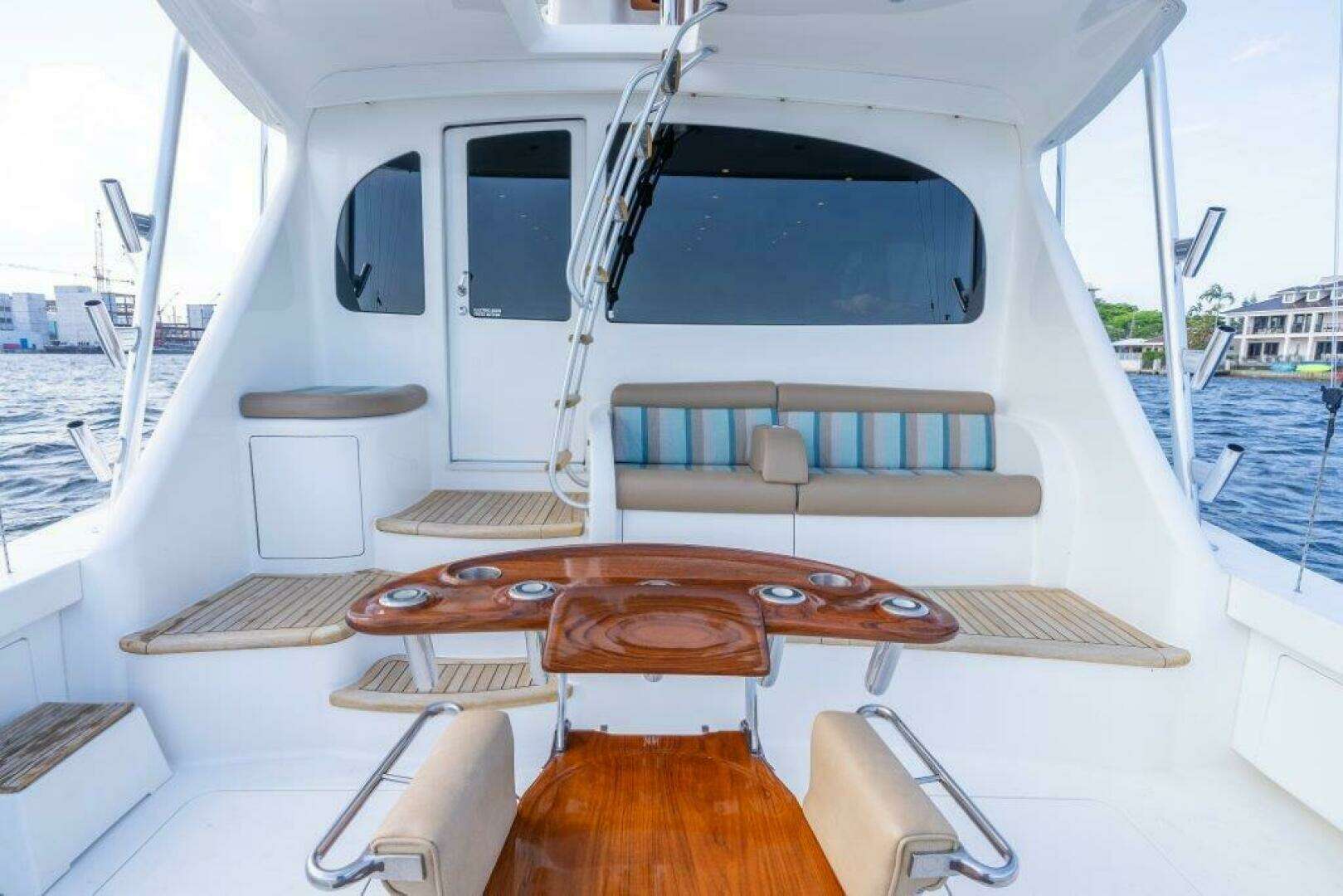 2015 Viking 66 Convertible - Image 31