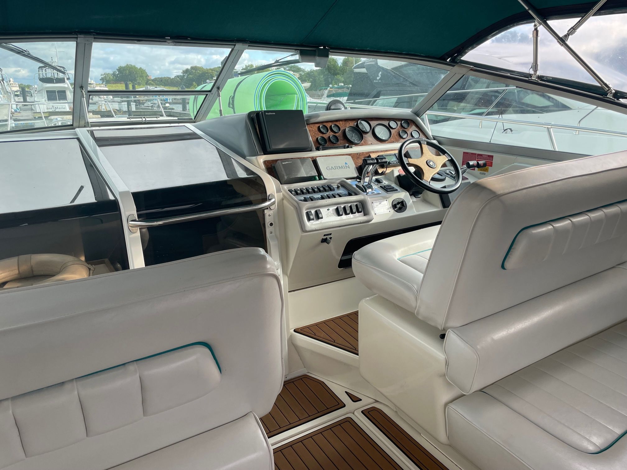 1994 Sea Ray 400 Express Cruiser - 4