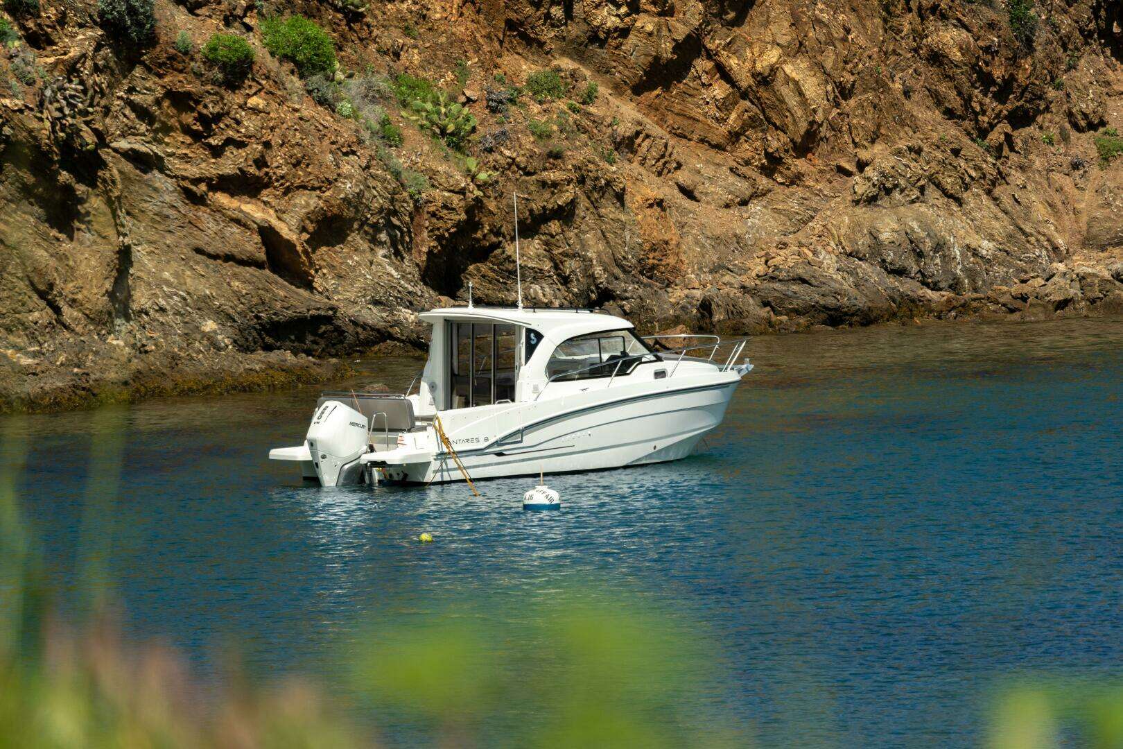 2027 Beneteau Antares 8 - Image 2