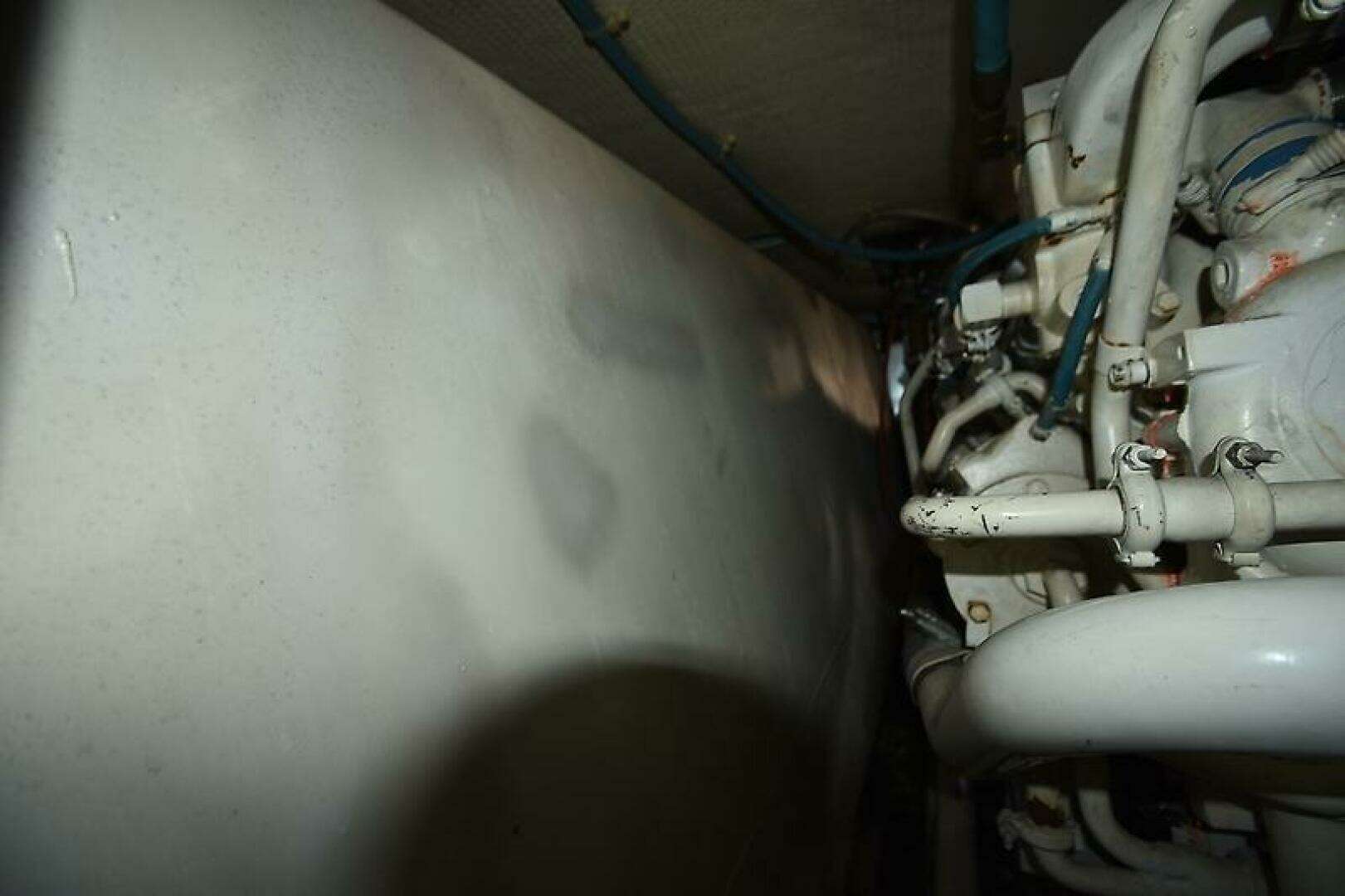 1997 Ocean 48 Convertible - Image 71