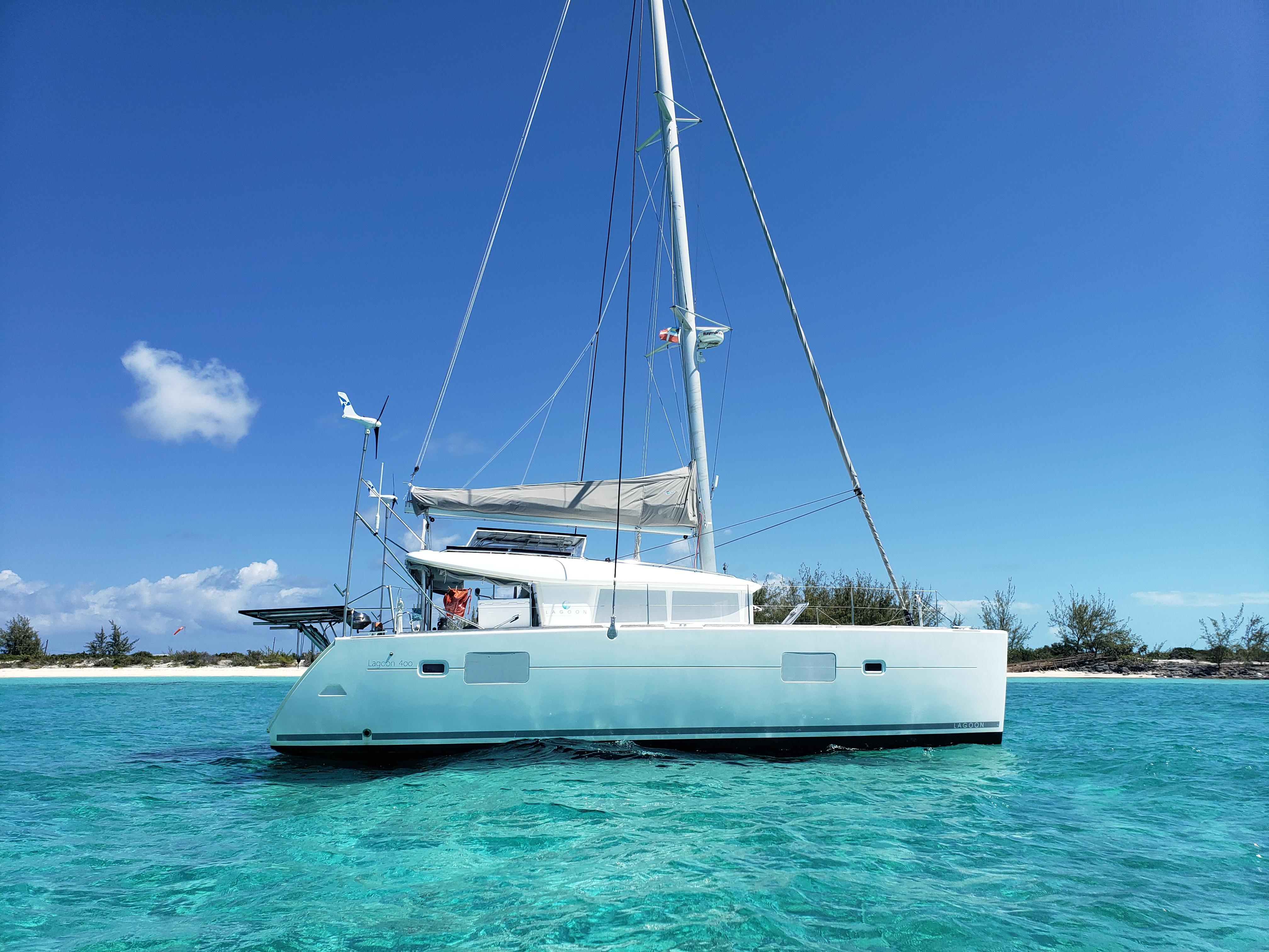 2010 Lagoon 400