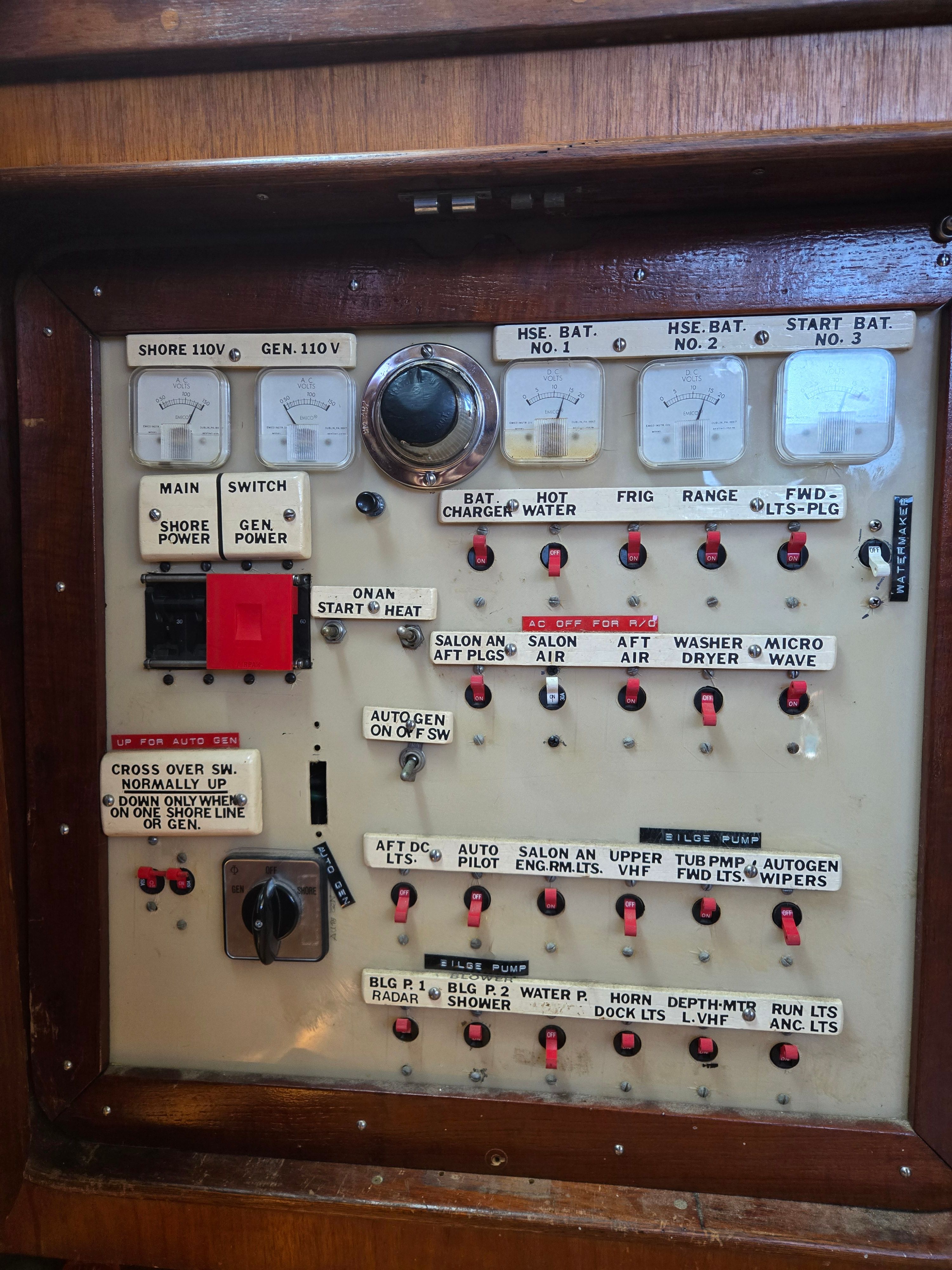 1979 Gulfstar Motor Cruiser - 27