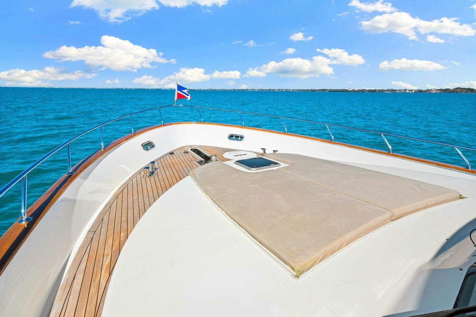 2010 Ocean Alexander 83 Motor Yacht - Image 54