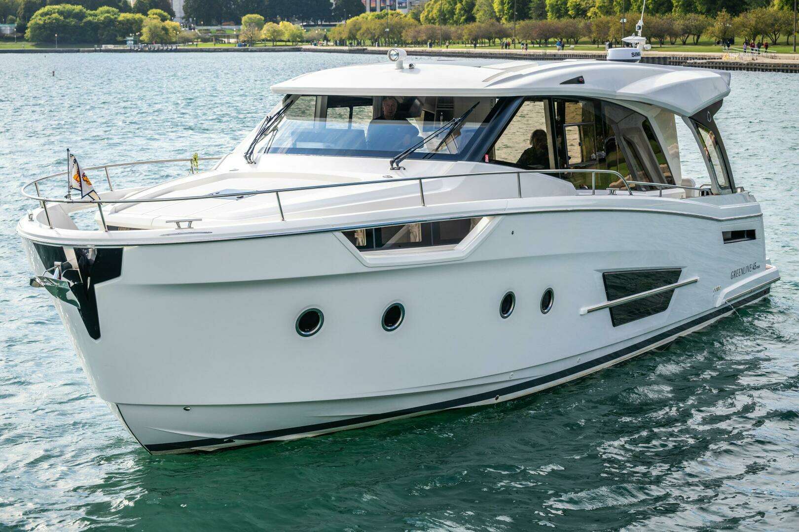 2024 Greenline 45 Coupe HYBRID - Image 5