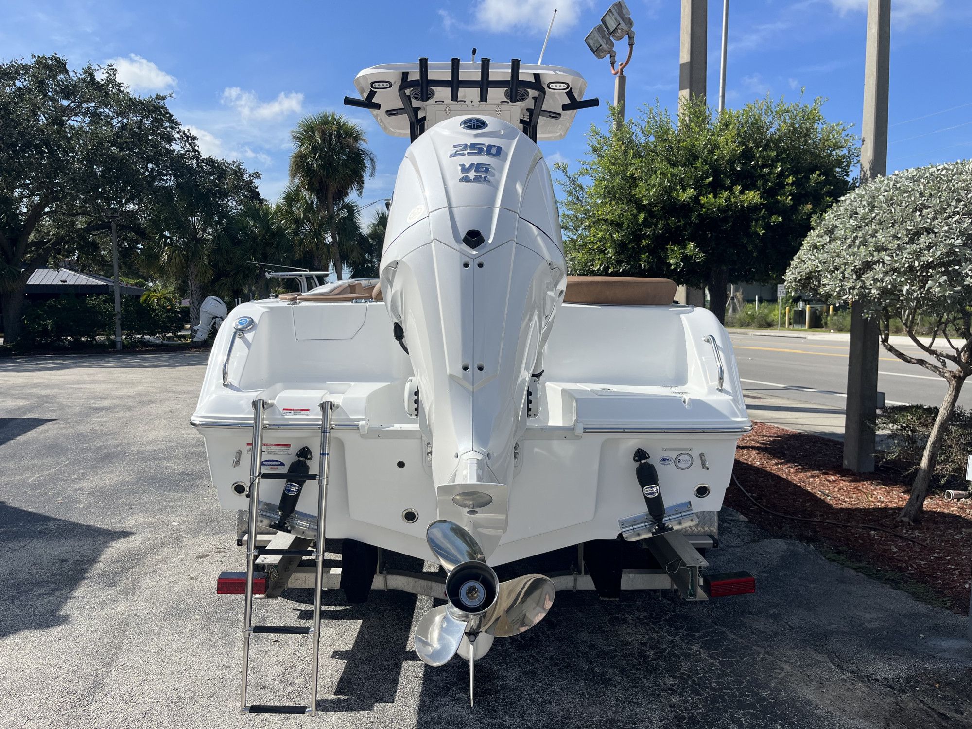 2026 Sea Hunt Ultra 234 - 5