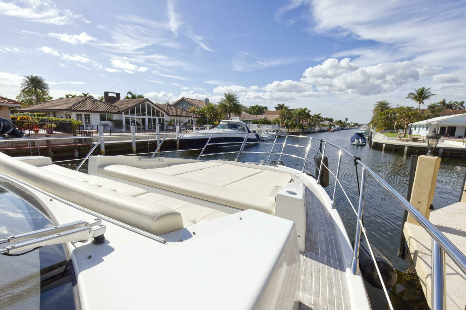 2013 Azimut 55S - Image 11