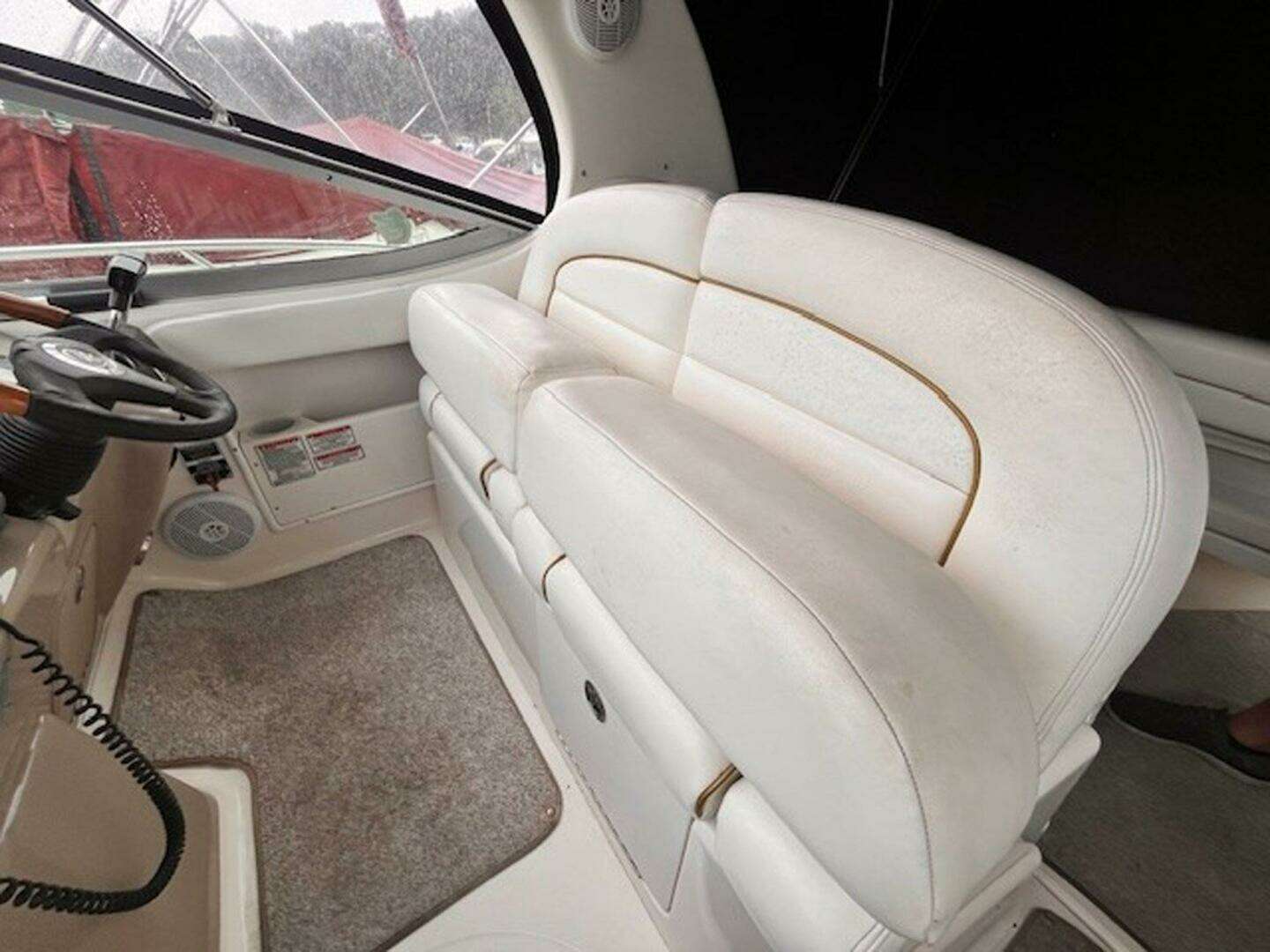 2003 Sea Ray 300 Sundancer - Image 10