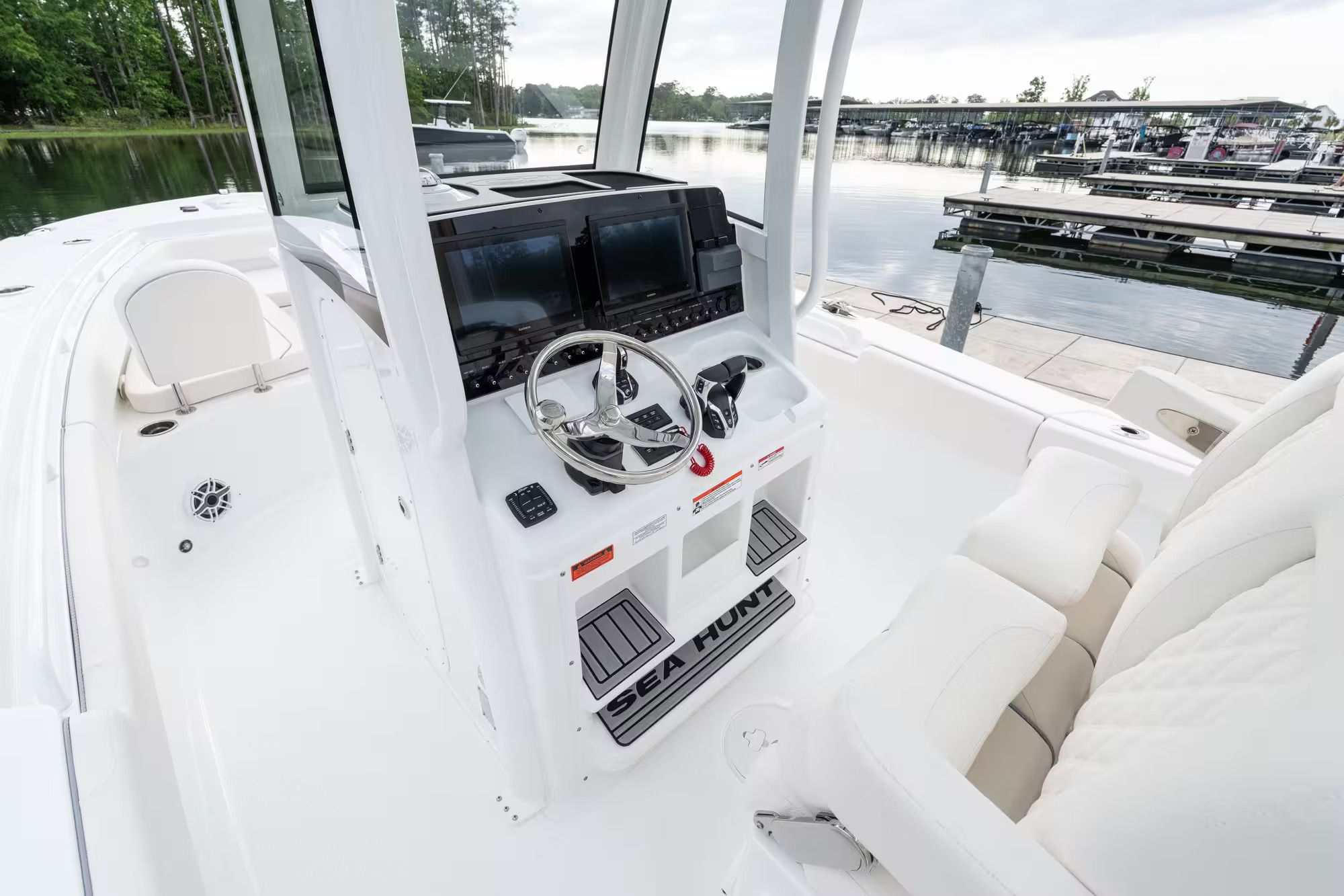 2027 Sea Hunt Gamefish 27 - 11