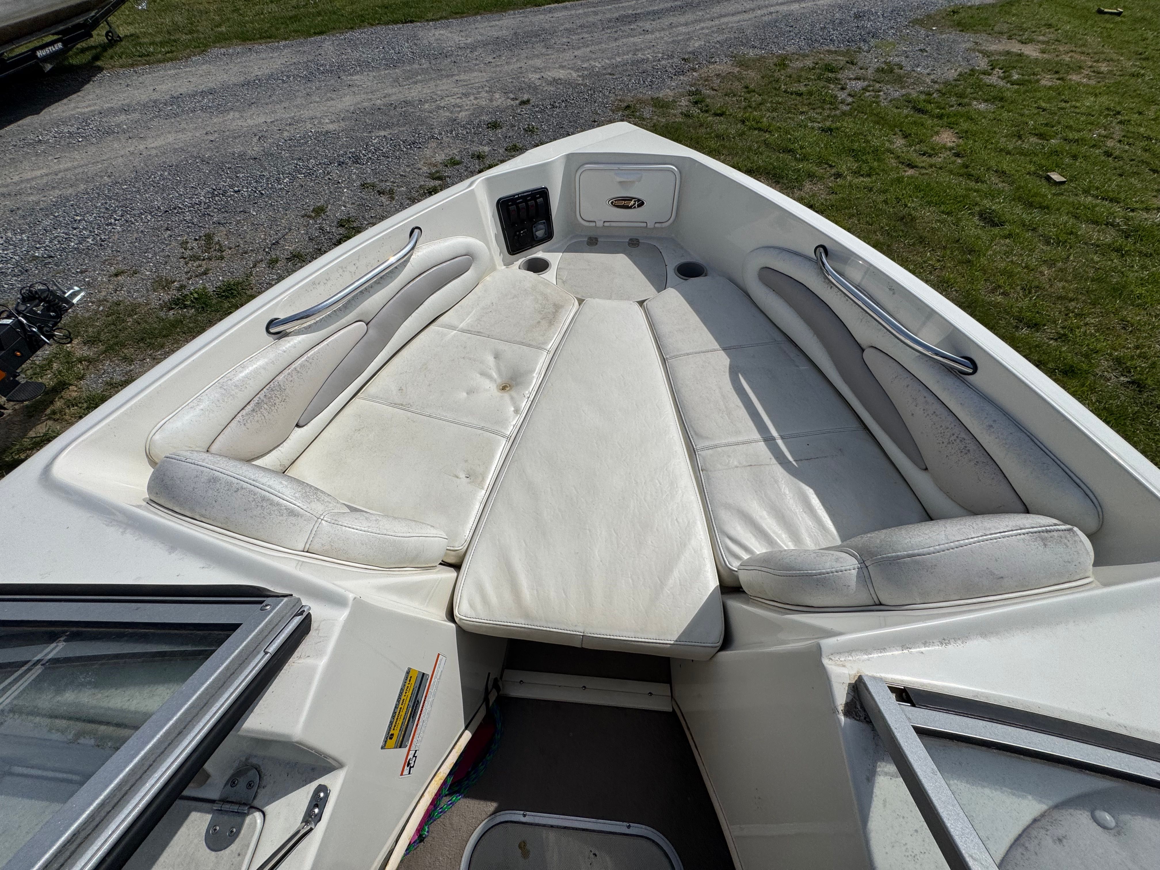 2009 Stingray 199 FX - 22