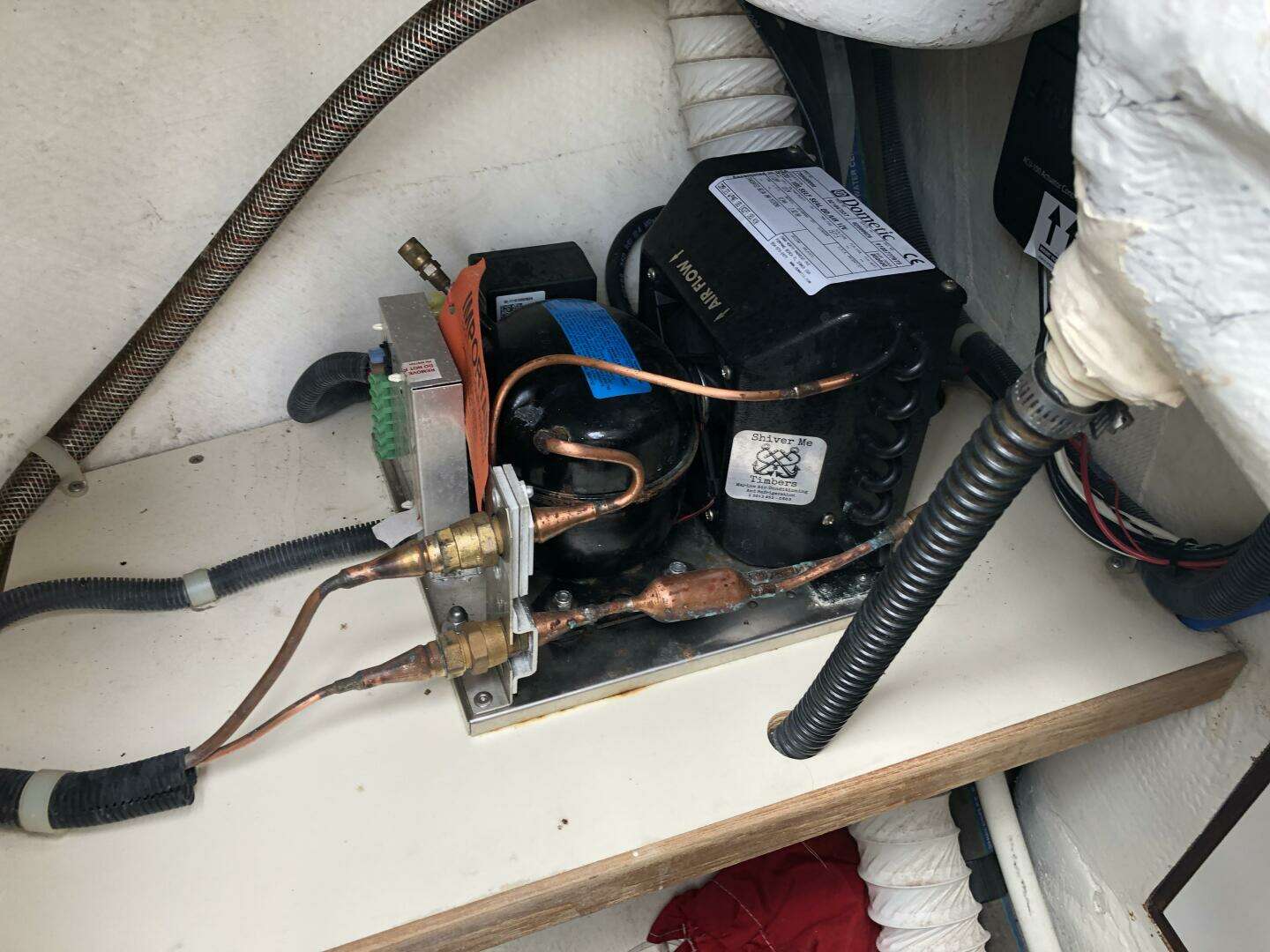 2005 Catalina 320 - Image 14