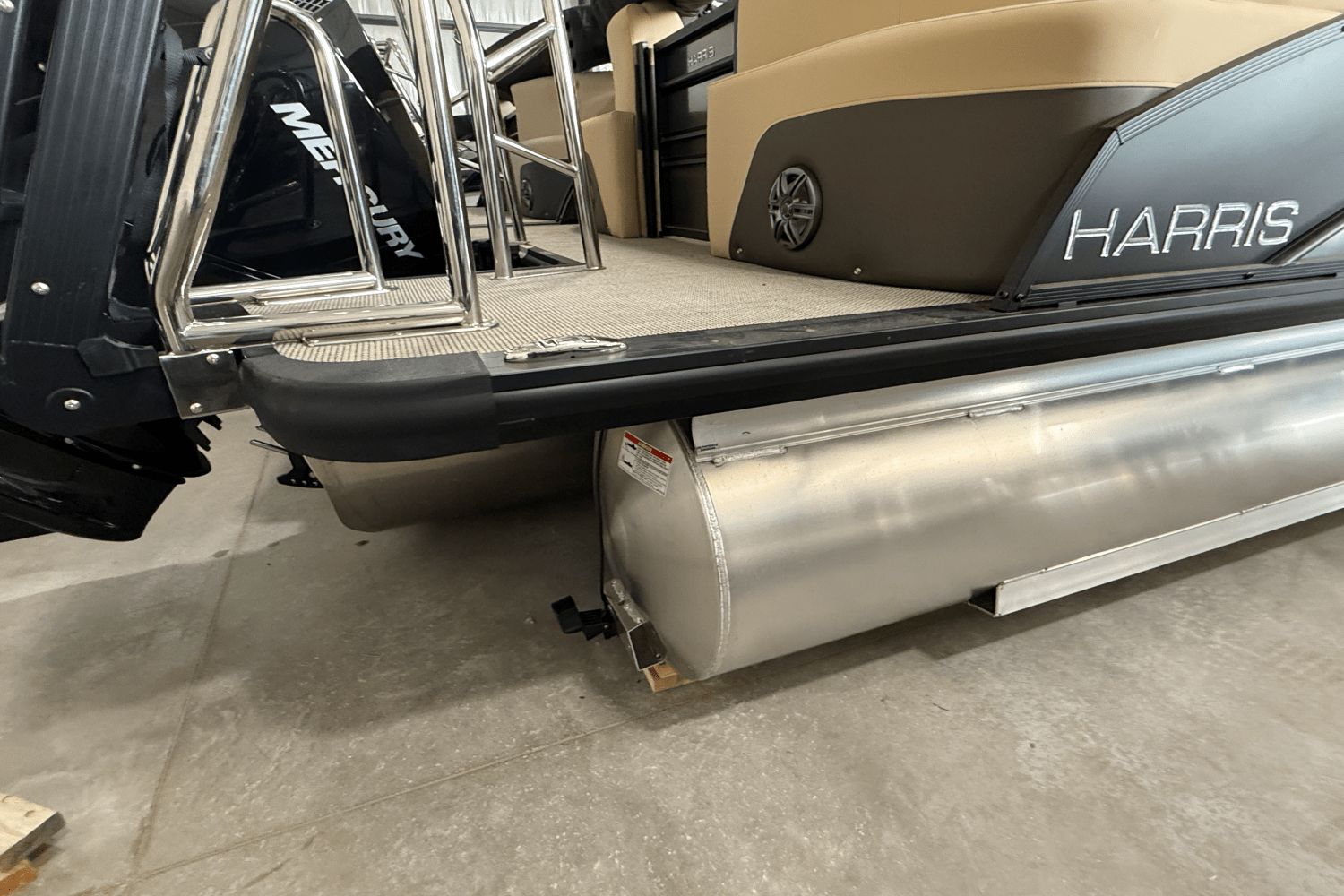 2025 Harris Sunliner 230 - 26