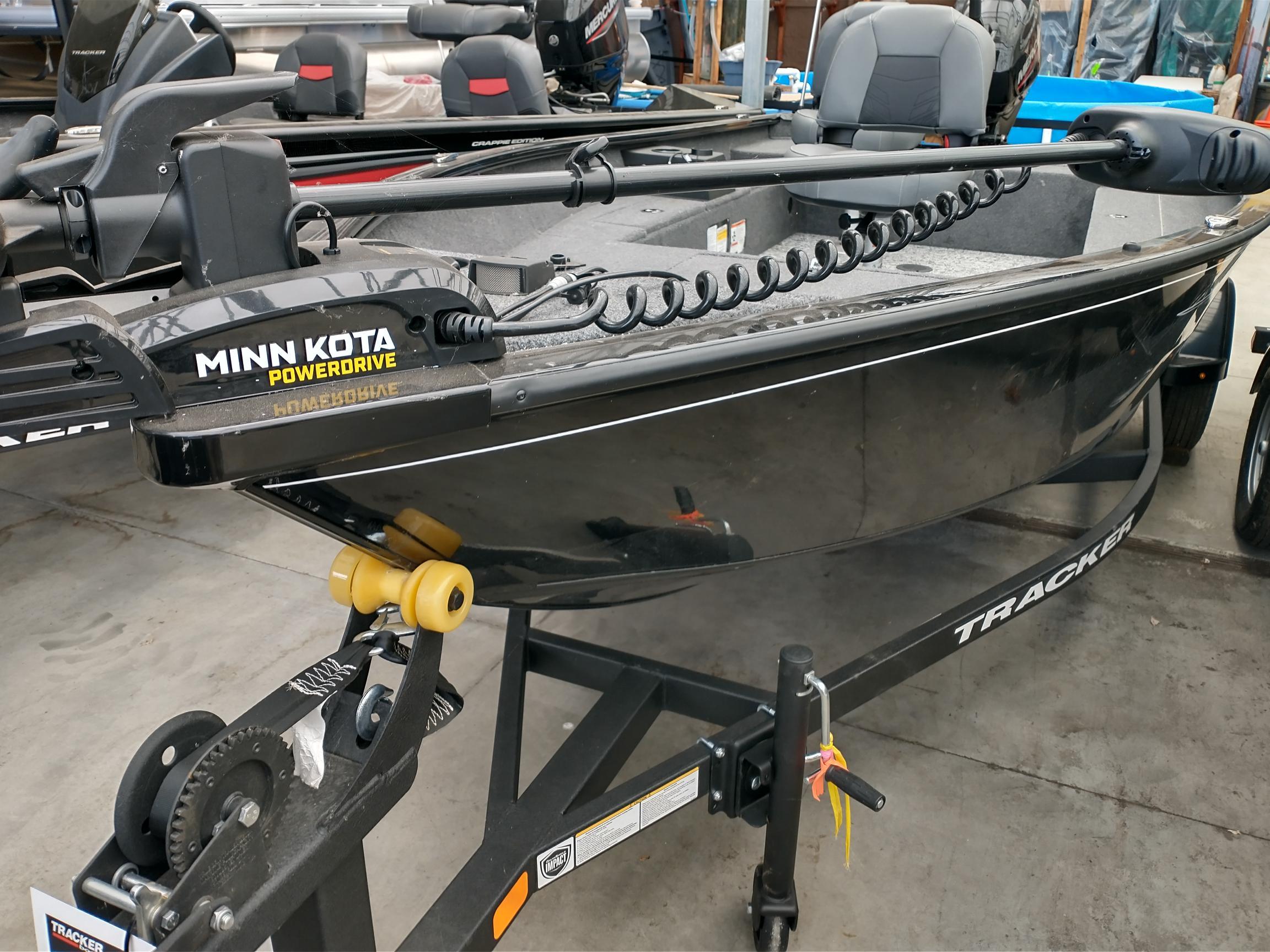 2025 Tracker Super Guide V-16 T