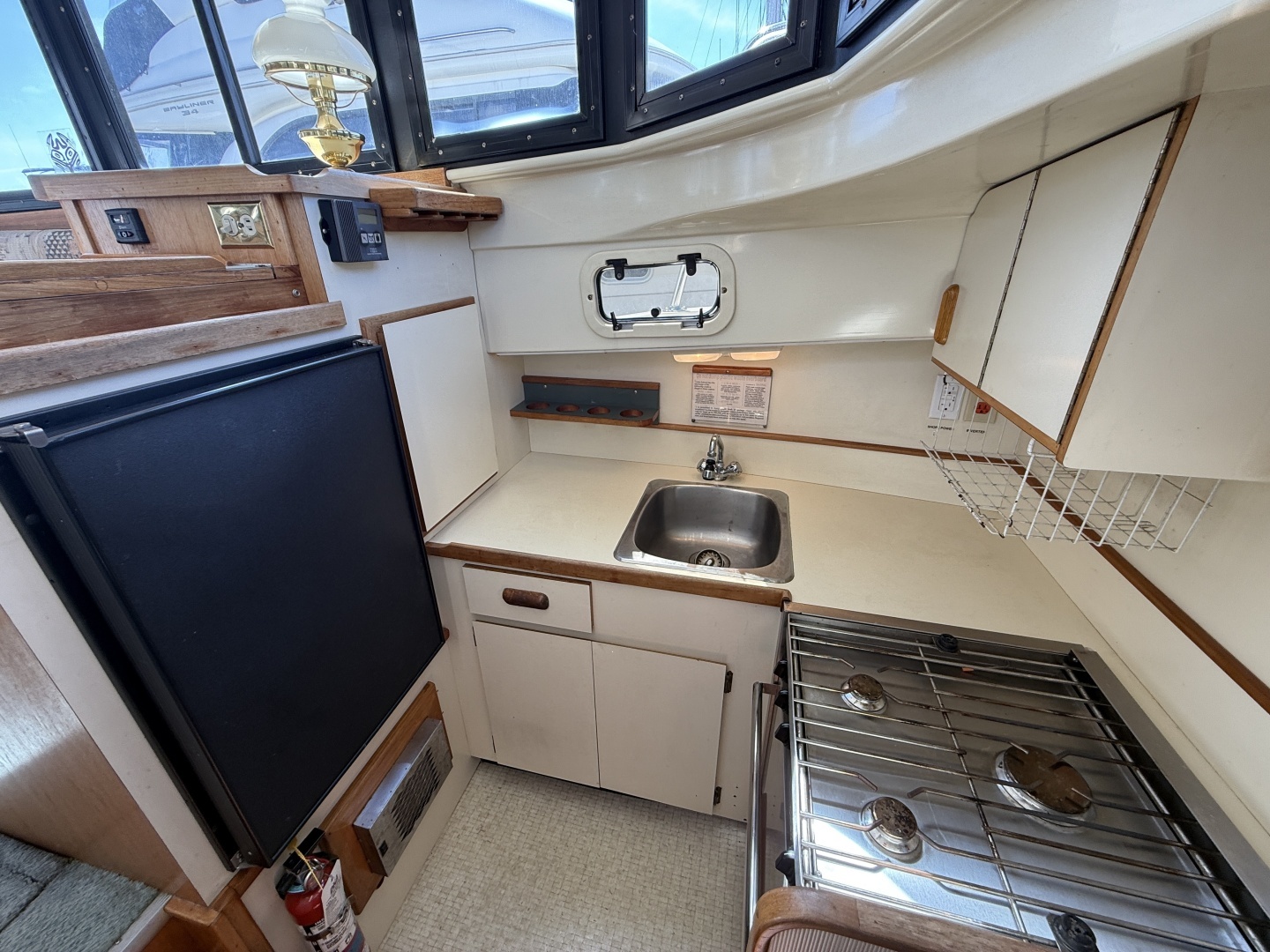 1994 Camano 31 Troll - Image 42