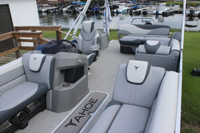 2025 Tahoe LTZ - 23 FT Cruise Rear Bench - 2