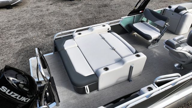 2026 Tahoe LTZ - 23 FT Entertainer - 10
