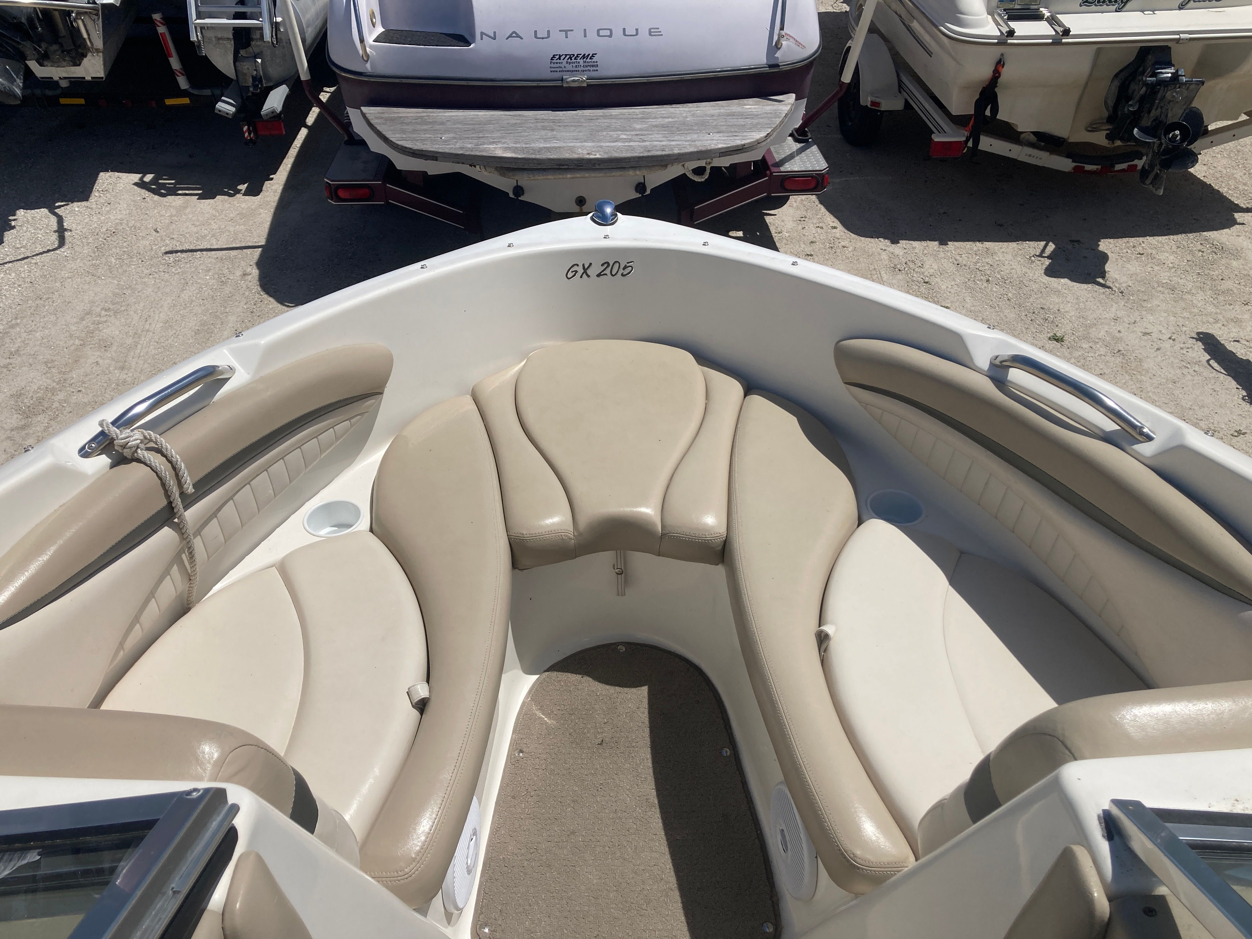2006 Glastron GX 205 - 13
